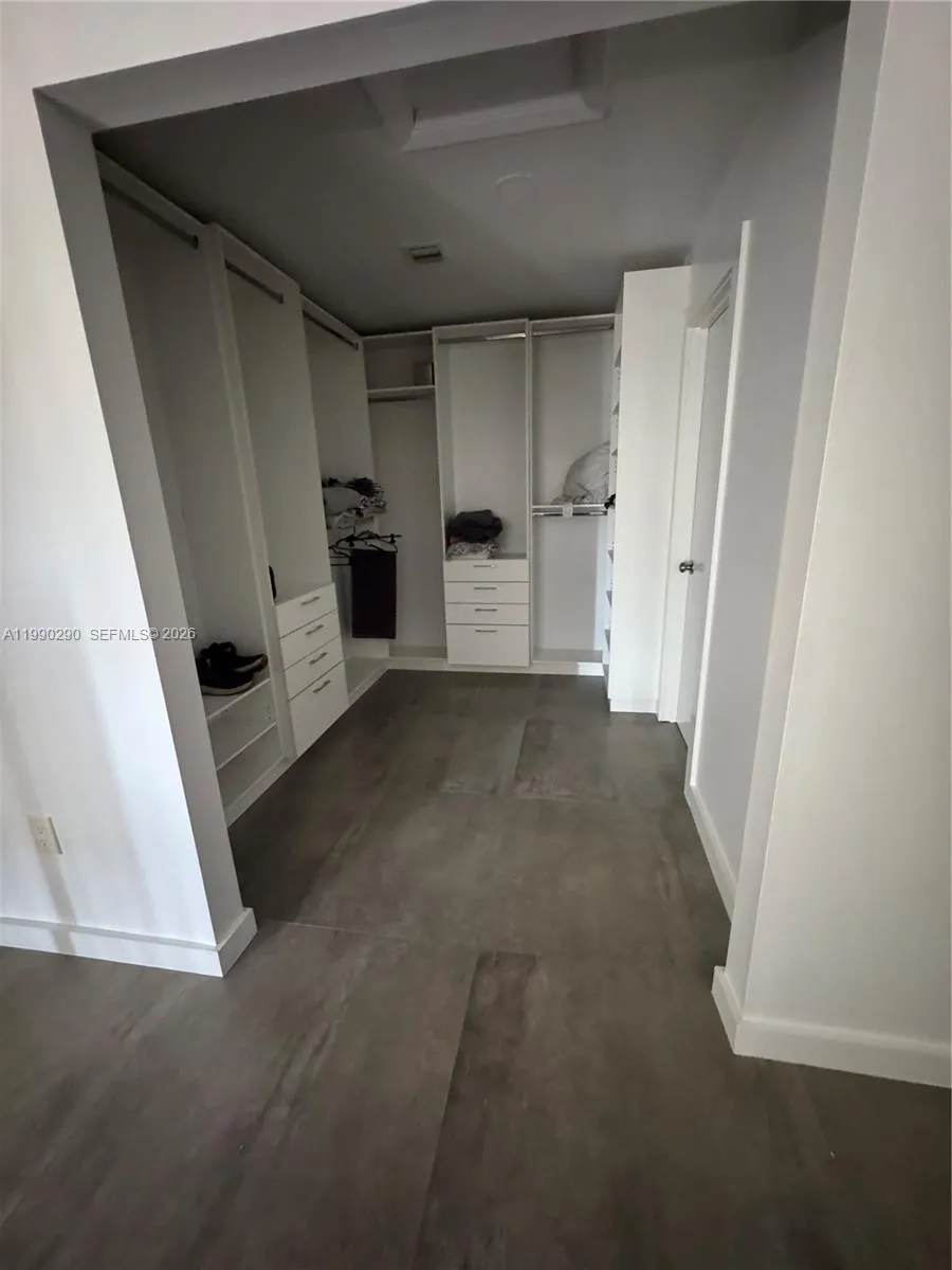 534 Ne 195th St 534, Miami, Florida 33179, Miami, Florida 33179, 3 Bedrooms Bedrooms, ,3 BathroomsBathrooms,Residential Lease,For Rent,534 Ne 195th St 534, Miami, Florida 33179,A11990290