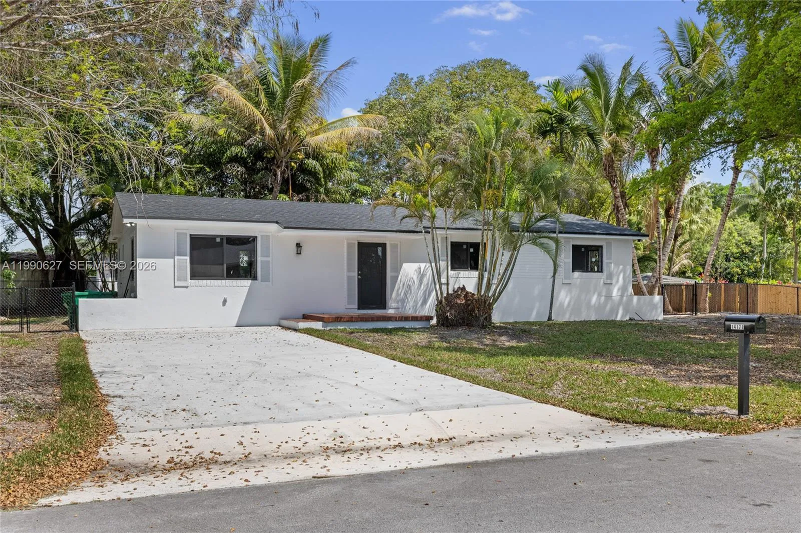 14171 Sw 37th Ct, Davie, Florida 33330, Davie, Florida 33330, 3 Bedrooms Bedrooms, ,2 BathroomsBathrooms,Residential Lease,For Rent,14171 Sw 37th Ct, Davie, Florida 33330,A11990627