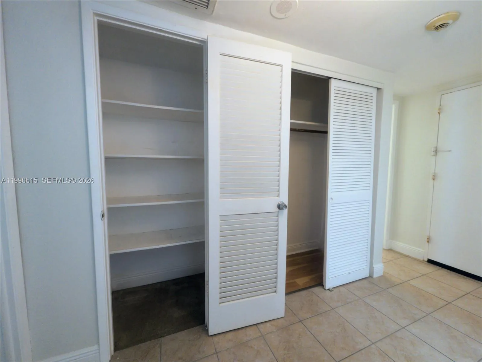 19380 Collins Ave 807, Sunny Isles Beach, Florida, Sunny Isles Beach, Florida 33160, 1 Bedroom Bedrooms, ,1 BathroomBathrooms,Residential Lease,For Rent,19380 Collins Ave 807, Sunny Isles Beach, Florida ,A11990615