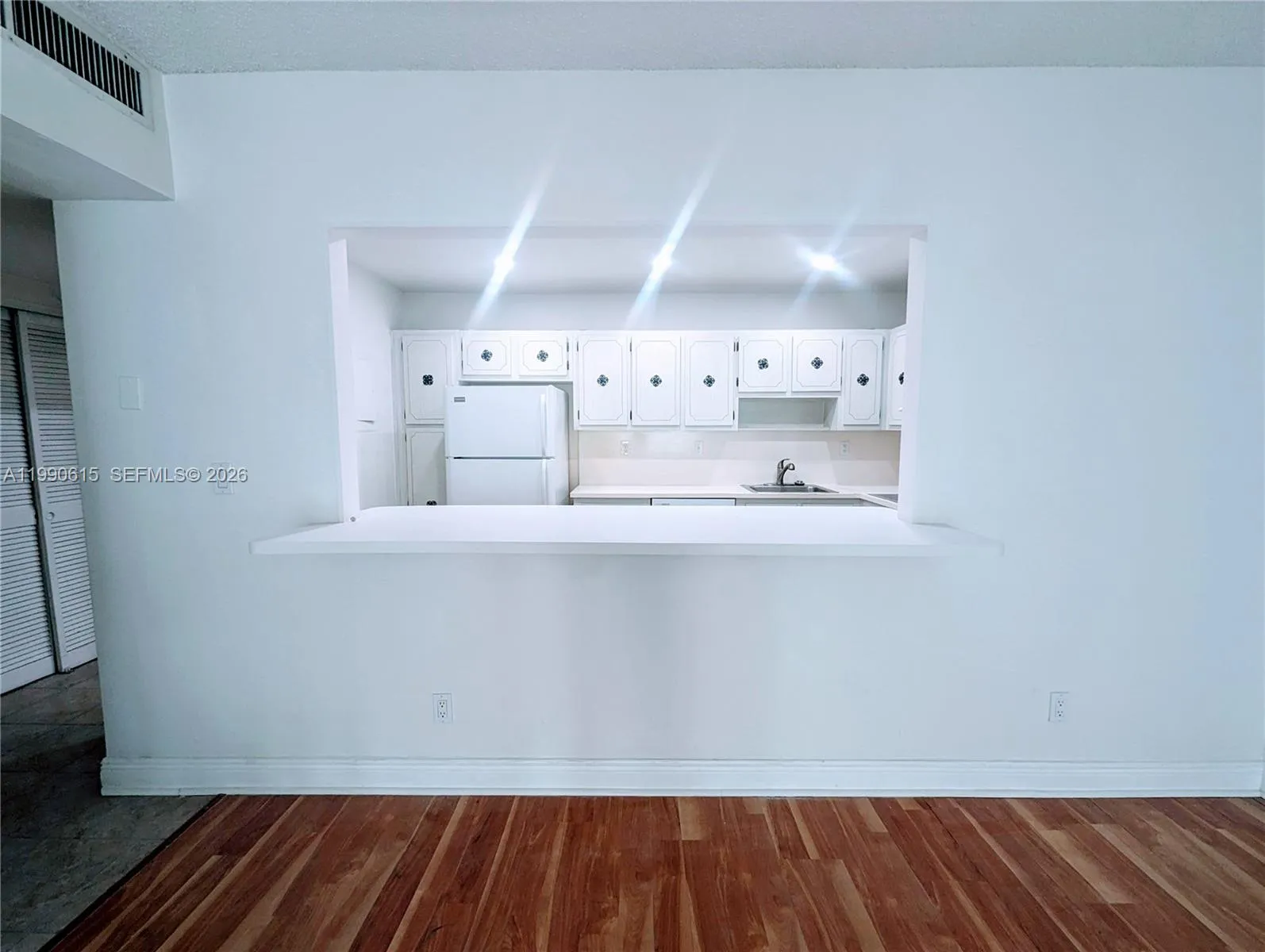 19380 Collins Ave 807, Sunny Isles Beach, Florida, Sunny Isles Beach, Florida 33160, 1 Bedroom Bedrooms, ,1 BathroomBathrooms,Residential Lease,For Rent,19380 Collins Ave 807, Sunny Isles Beach, Florida ,A11990615