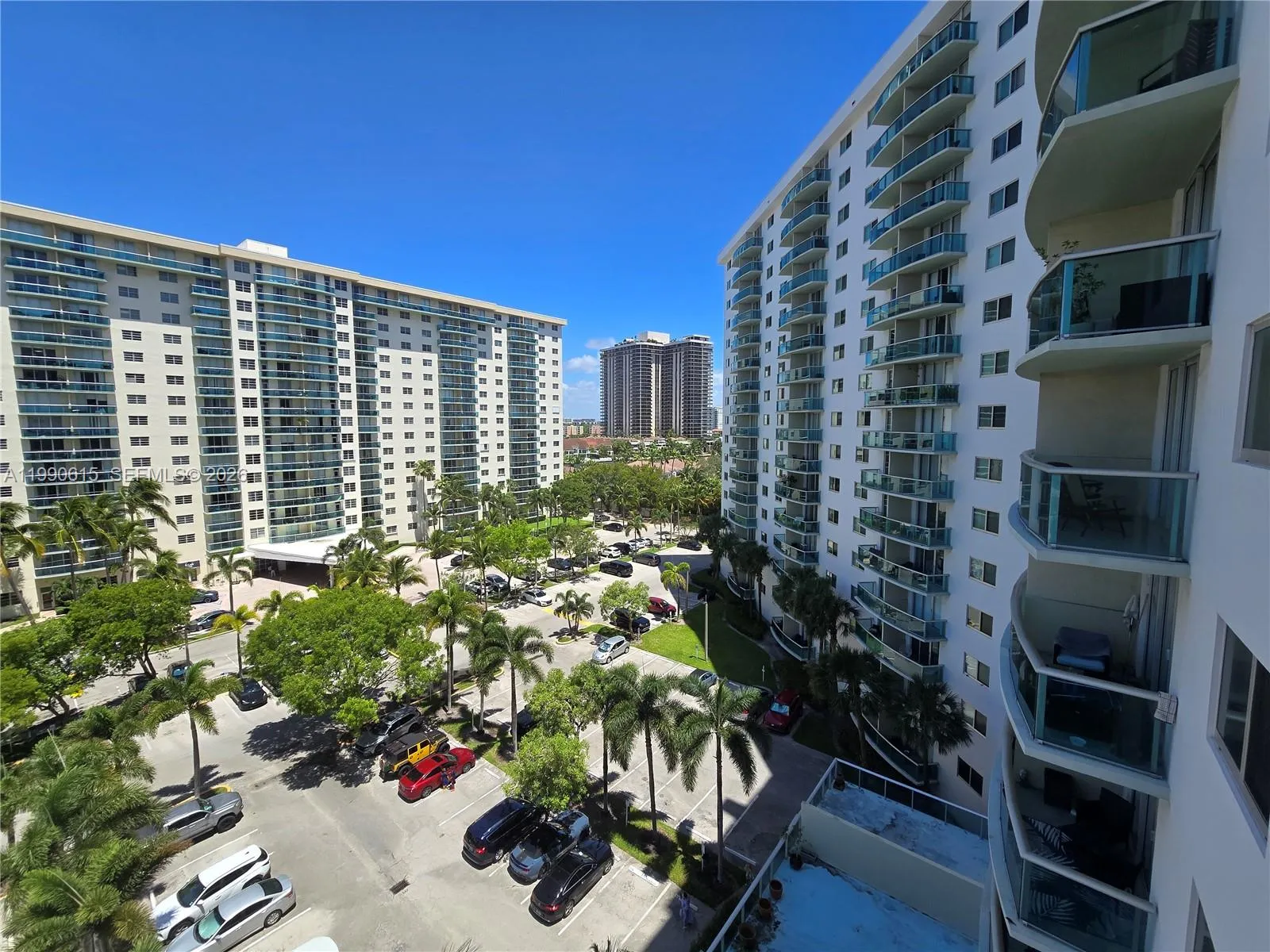 19380 Collins Ave 807, Sunny Isles Beach, Florida, Sunny Isles Beach, Florida 33160, 1 Bedroom Bedrooms, ,1 BathroomBathrooms,Residential Lease,For Rent,19380 Collins Ave 807, Sunny Isles Beach, Florida ,A11990615
