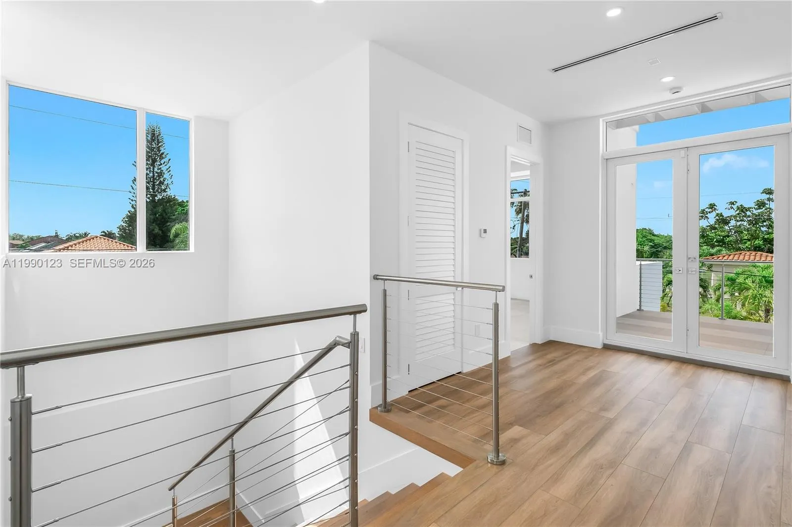 9895 Nw 26th St, Doral, Florida 33172, Doral, Florida 33172, 5 Bedrooms Bedrooms, ,4 BathroomsBathrooms,Residential,For Sale,9895 Nw 26th St, Doral, Florida 33172,A11990123