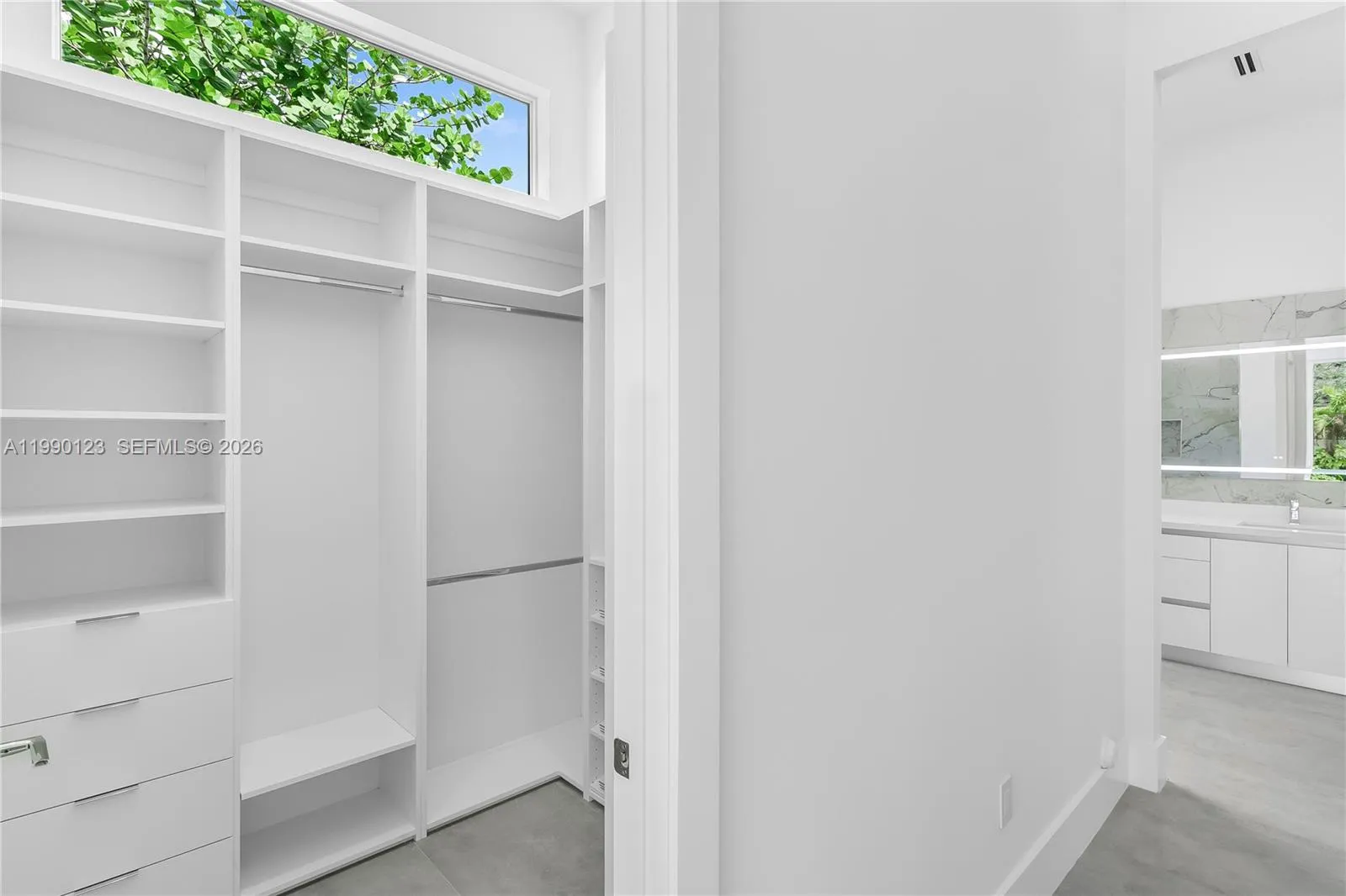 9895 Nw 26th St, Doral, Florida 33172, Doral, Florida 33172, 5 Bedrooms Bedrooms, ,4 BathroomsBathrooms,Residential,For Sale,9895 Nw 26th St, Doral, Florida 33172,A11990123