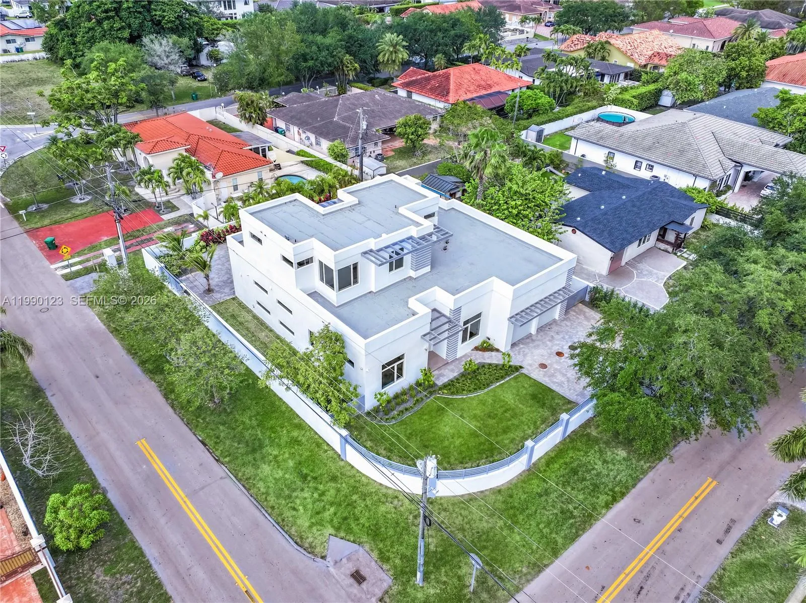 9895 Nw 26th St, Doral, Florida 33172, Doral, Florida 33172, 5 Bedrooms Bedrooms, ,4 BathroomsBathrooms,Residential,For Sale,9895 Nw 26th St, Doral, Florida 33172,A11990123