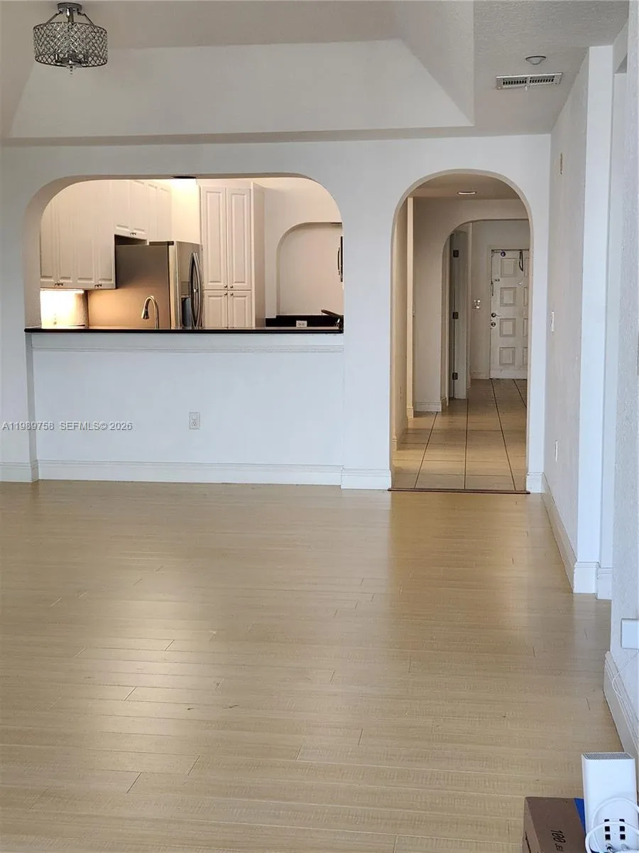 10710 Nw 66th St 402, Doral, Florida 33178, Doral, Florida 33178, 3 Bedrooms Bedrooms, ,2 BathroomsBathrooms,Residential,For Sale,10710 Nw 66th St 402, Doral, Florida 33178,A11989758