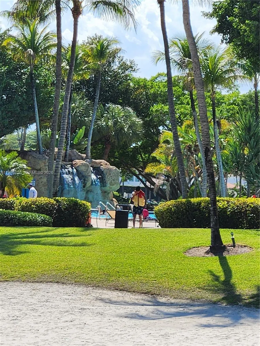 10710 Nw 66th St 402, Doral, Florida 33178, Doral, Florida 33178, 3 Bedrooms Bedrooms, ,2 BathroomsBathrooms,Residential,For Sale,10710 Nw 66th St 402, Doral, Florida 33178,A11989758