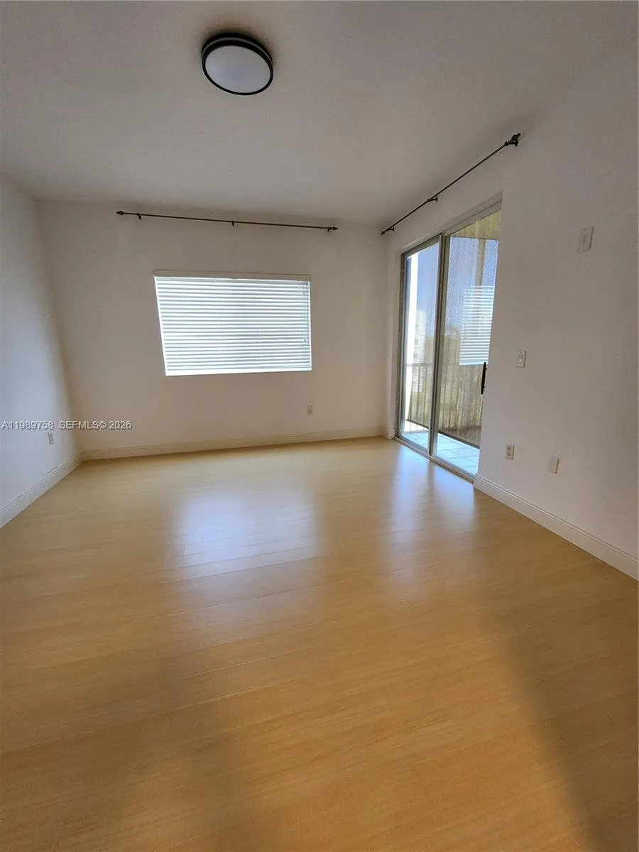 10710 Nw 66th St 402, Doral, Florida 33178, Doral, Florida 33178, 3 Bedrooms Bedrooms, ,2 BathroomsBathrooms,Residential,For Sale,10710 Nw 66th St 402, Doral, Florida 33178,A11989758