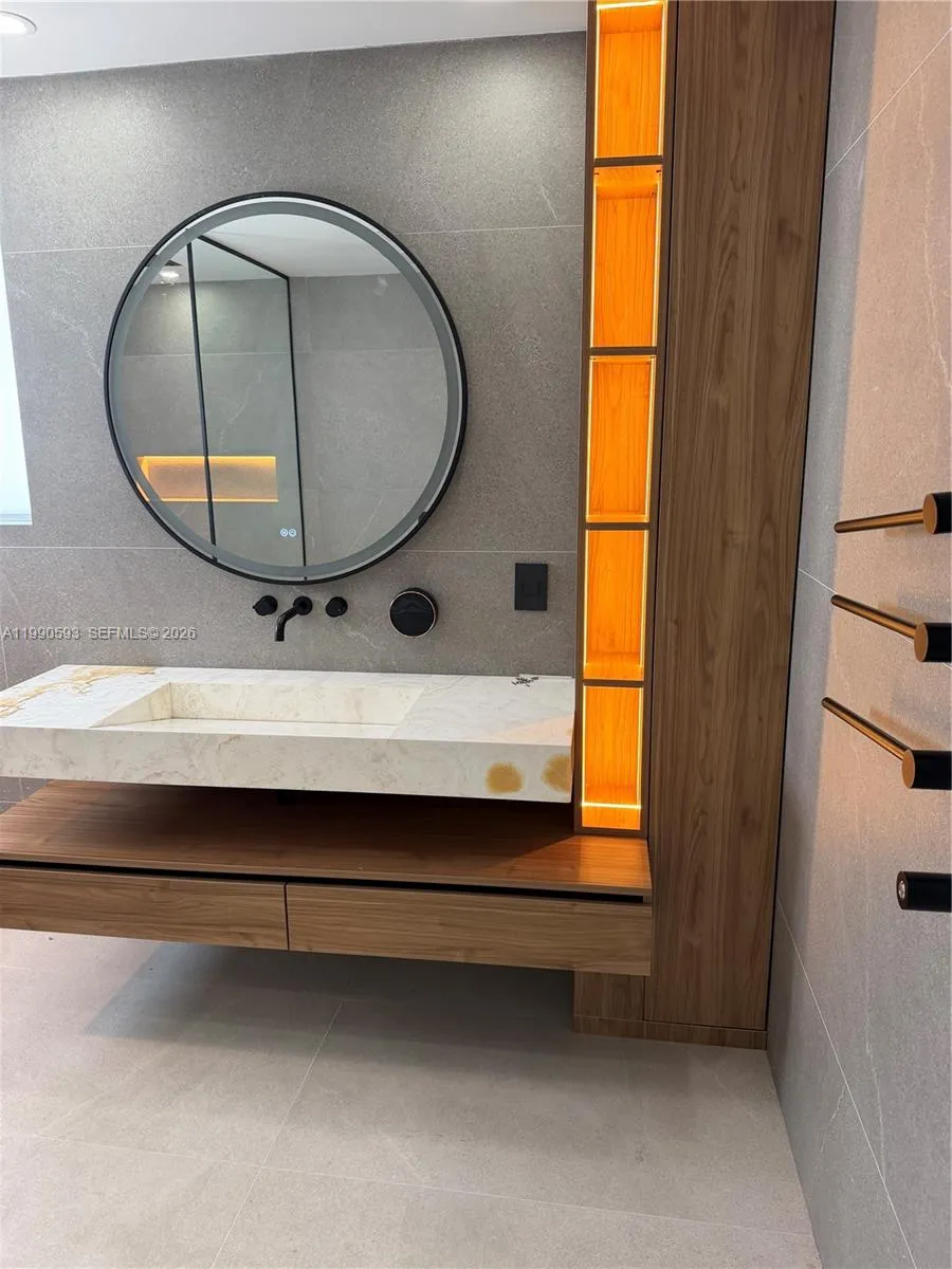 194th St 7874 Nw, Hialeah, Florida 33015, Hialeah, Florida 33015, 4 Bedrooms Bedrooms, ,3 BathroomsBathrooms,Residential Lease,For Rent,194th St 7874 Nw, Hialeah, Florida 33015,A11990593