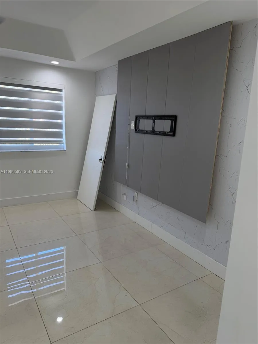 194th St 7874 Nw, Hialeah, Florida 33015, Hialeah, Florida 33015, 4 Bedrooms Bedrooms, ,3 BathroomsBathrooms,Residential Lease,For Rent,194th St 7874 Nw, Hialeah, Florida 33015,A11990593