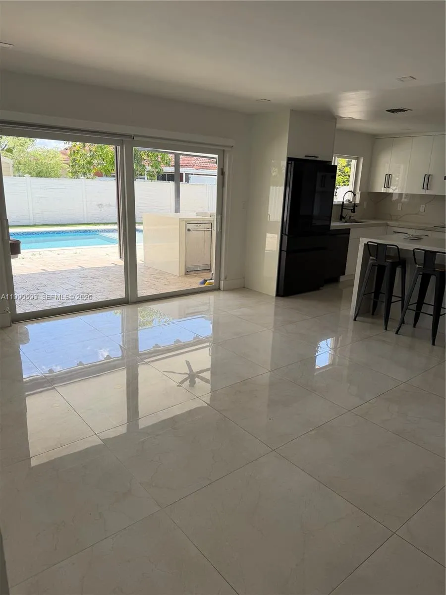 194th St 7874 Nw, Hialeah, Florida 33015, Hialeah, Florida 33015, 4 Bedrooms Bedrooms, ,3 BathroomsBathrooms,Residential Lease,For Rent,194th St 7874 Nw, Hialeah, Florida 33015,A11990593