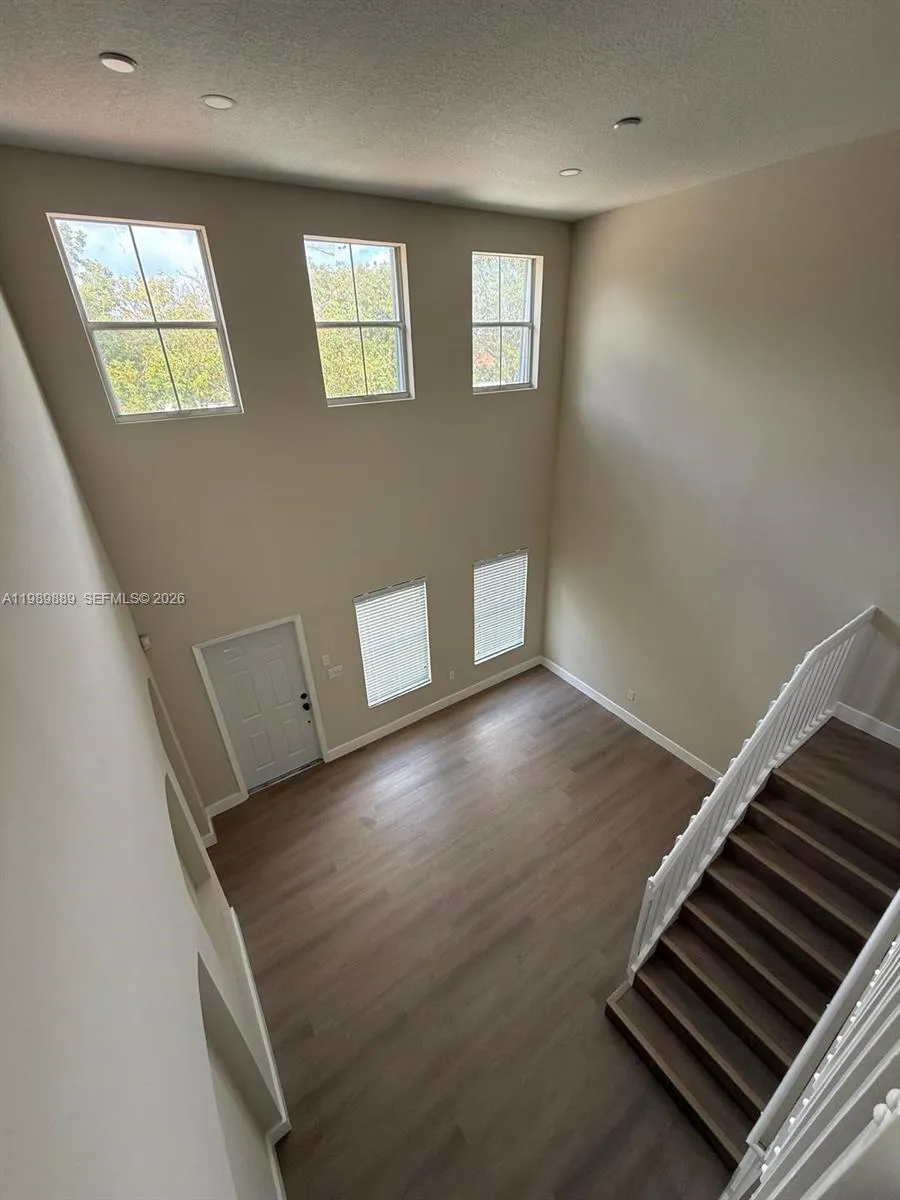 16432 Sw 47th Ter, Miami, Florida 33185, Miami, Florida 33185, 3 Bedrooms Bedrooms, ,2 BathroomsBathrooms,Residential Lease,For Rent,16432 Sw 47th Ter, Miami, Florida 33185,A11989889