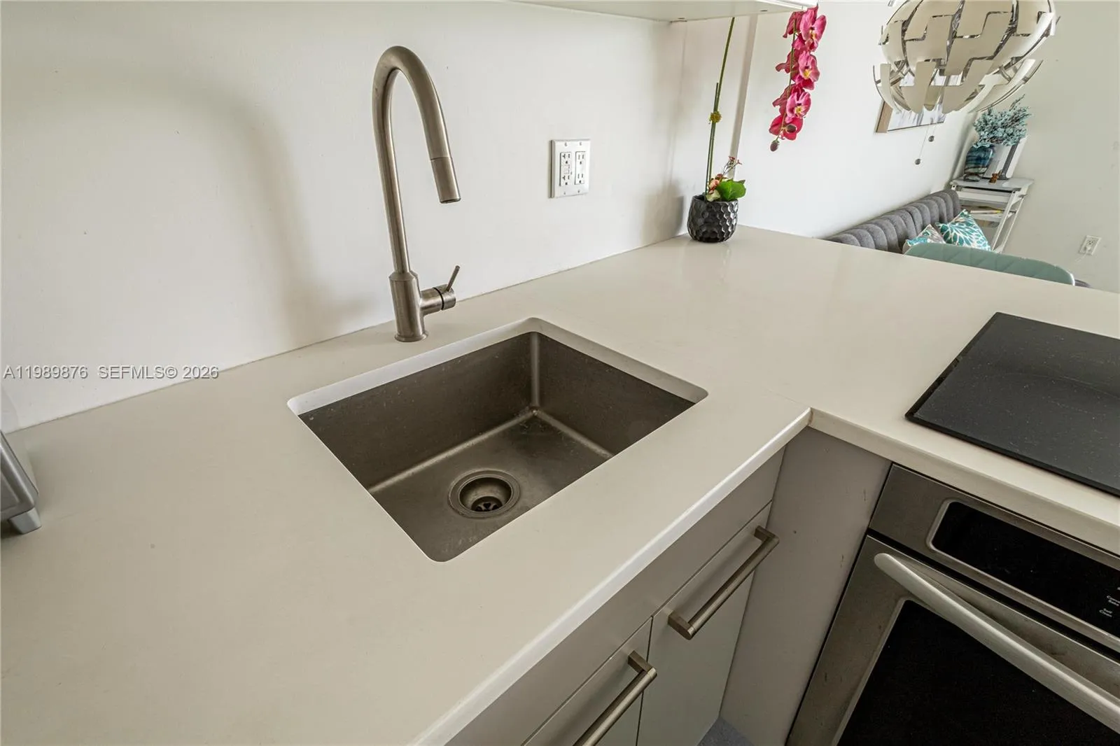 1035 West Ave Ph02, Miami Beach, Florida 33139, Miami Beach, Florida 33139, 1 Bedroom Bedrooms, ,1 BathroomBathrooms,Residential,For Sale,1035 West Ave Ph02, Miami Beach, Florida 33139,A11989876