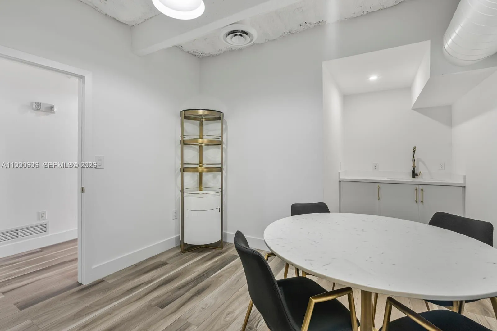 2075 W 76th St 1, Hialeah, Florida 33016, Hialeah, Florida 33016, ,Commercial Sale,For Sale,2075 W 76th St 1, Hialeah, Florida 33016,A11990696