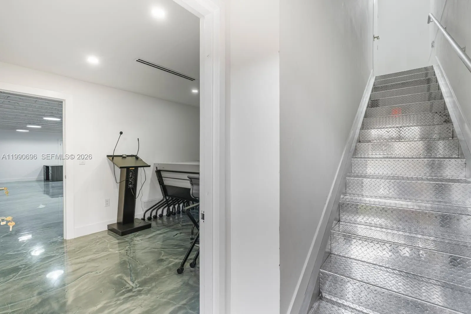 2075 W 76th St 1, Hialeah, Florida 33016, Hialeah, Florida 33016, ,Commercial Sale,For Sale,2075 W 76th St 1, Hialeah, Florida 33016,A11990696