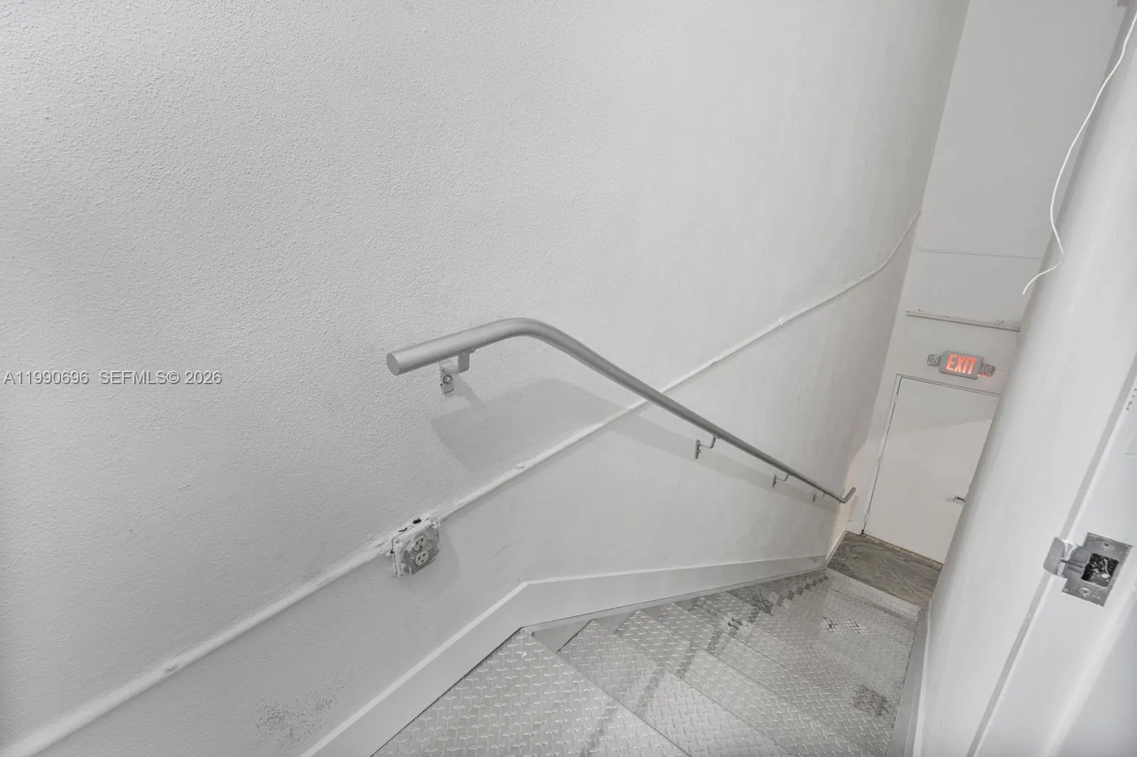 2075 W 76th St 1, Hialeah, Florida 33016, Hialeah, Florida 33016, ,Commercial Sale,For Sale,2075 W 76th St 1, Hialeah, Florida 33016,A11990696