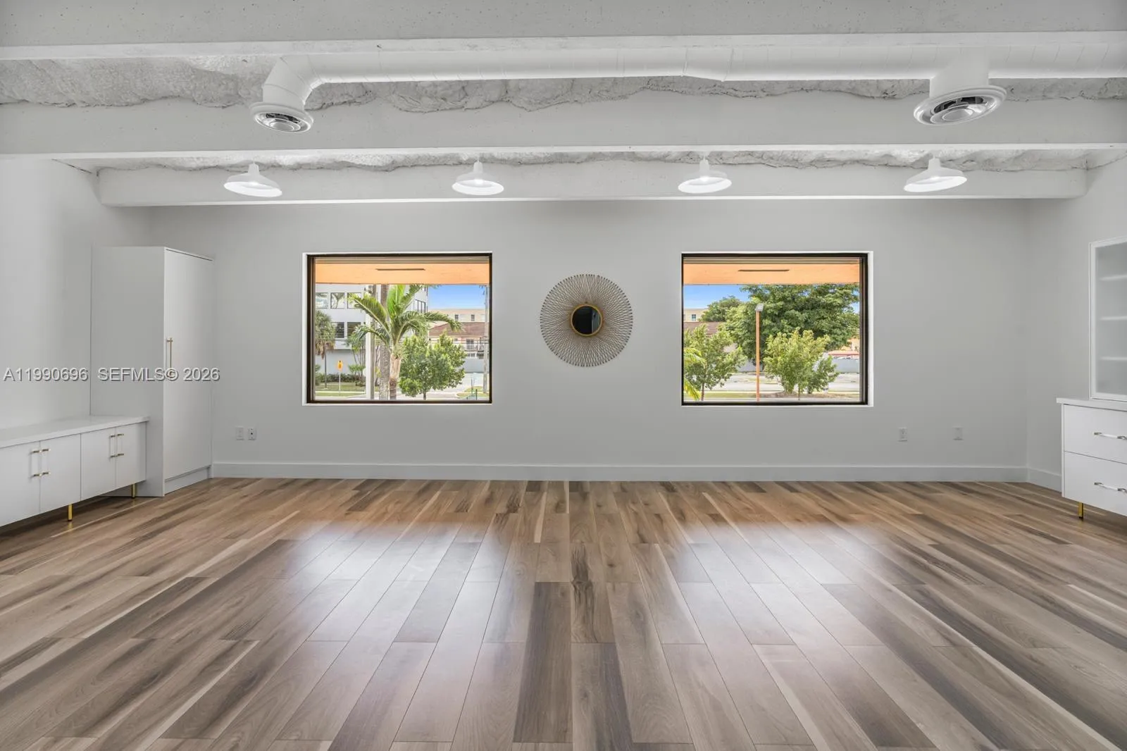 2075 W 76th St 1, Hialeah, Florida 33016, Hialeah, Florida 33016, ,Commercial Sale,For Sale,2075 W 76th St 1, Hialeah, Florida 33016,A11990696