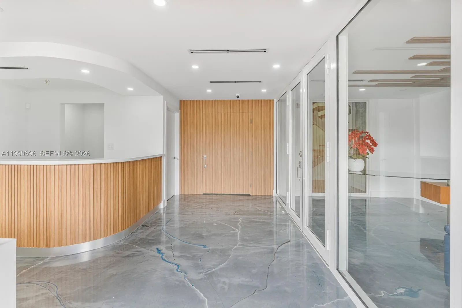 2075 W 76th St 1, Hialeah, Florida 33016, Hialeah, Florida 33016, ,Commercial Sale,For Sale,2075 W 76th St 1, Hialeah, Florida 33016,A11990696