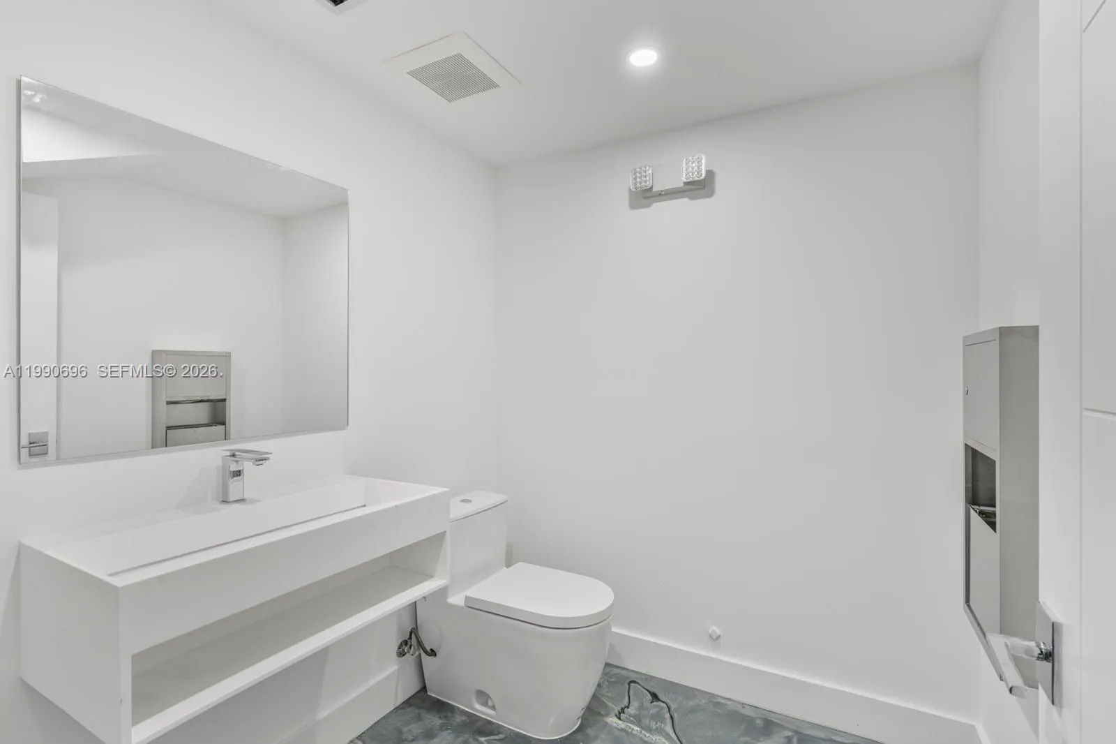 2075 W 76th St 1, Hialeah, Florida 33016, Hialeah, Florida 33016, ,Commercial Sale,For Sale,2075 W 76th St 1, Hialeah, Florida 33016,A11990696