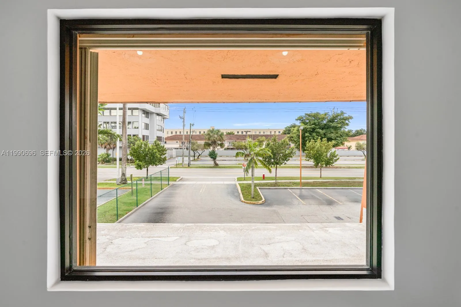 2075 W 76th St 1, Hialeah, Florida 33016, Hialeah, Florida 33016, ,Commercial Sale,For Sale,2075 W 76th St 1, Hialeah, Florida 33016,A11990696