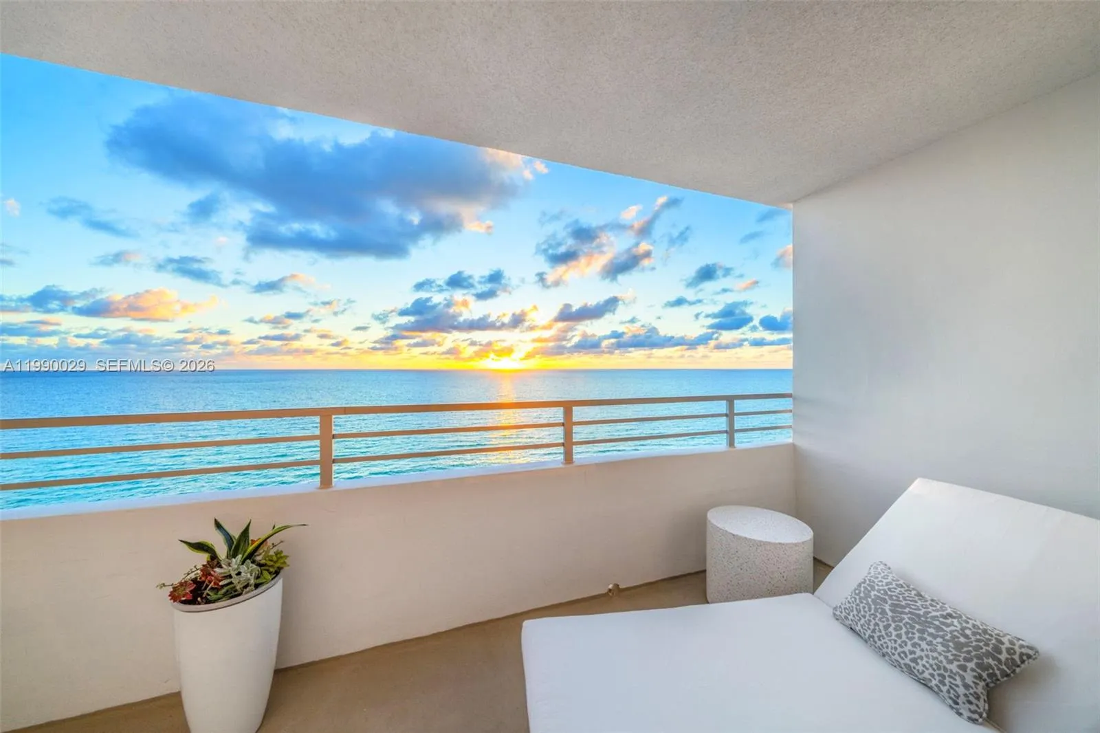 5555 Collins Ave 16h, Miami Beach, Florida 33140, Miami Beach, Florida 33140, 1 Bedroom Bedrooms, ,2 BathroomsBathrooms,Residential Lease,For Rent,5555 Collins Ave 16h, Miami Beach, Florida 33140,A11990029