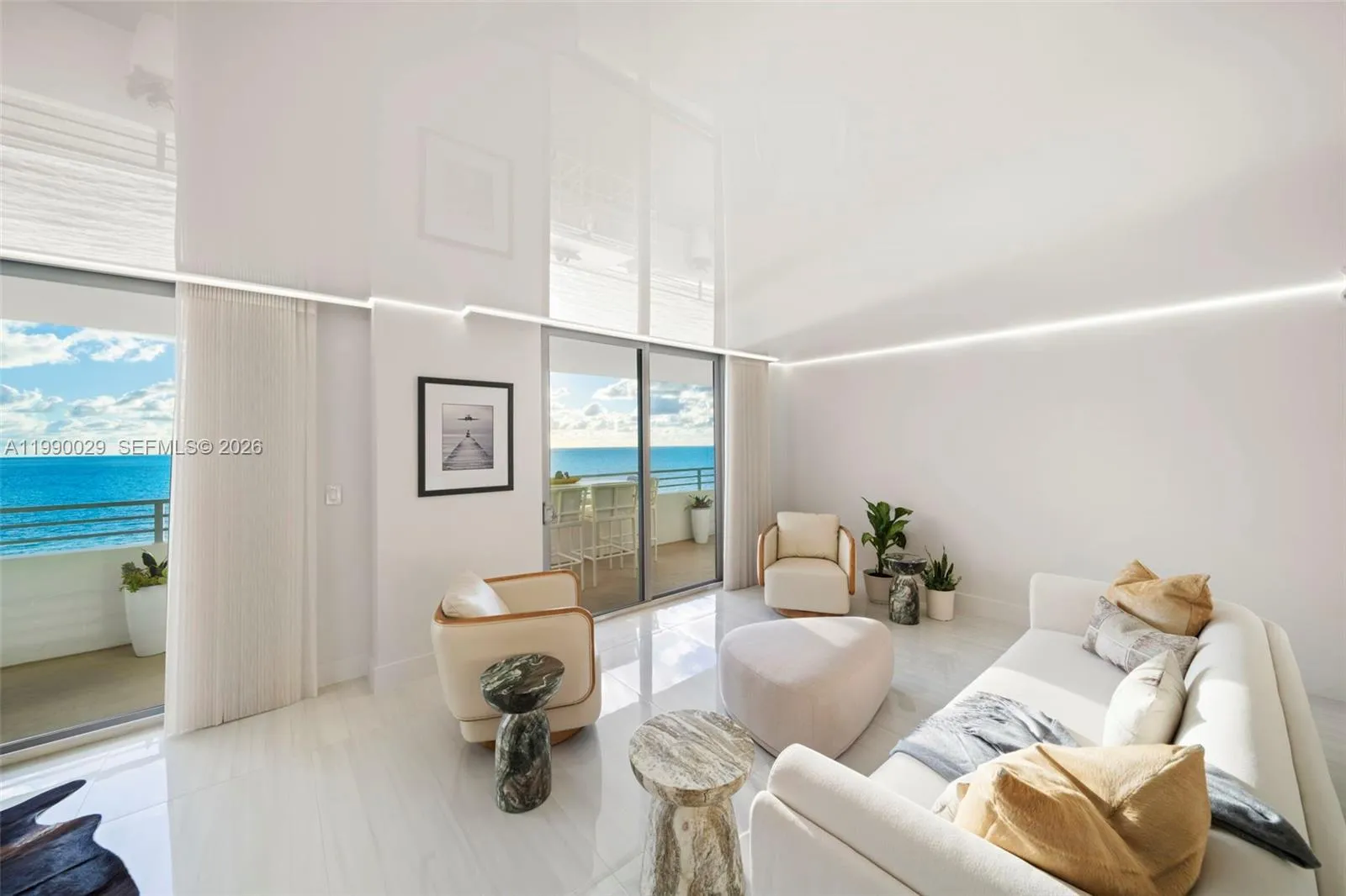 5555 Collins Ave 16h, Miami Beach, Florida 33140, Miami Beach, Florida 33140, 1 Bedroom Bedrooms, ,2 BathroomsBathrooms,Residential Lease,For Rent,5555 Collins Ave 16h, Miami Beach, Florida 33140,A11990029