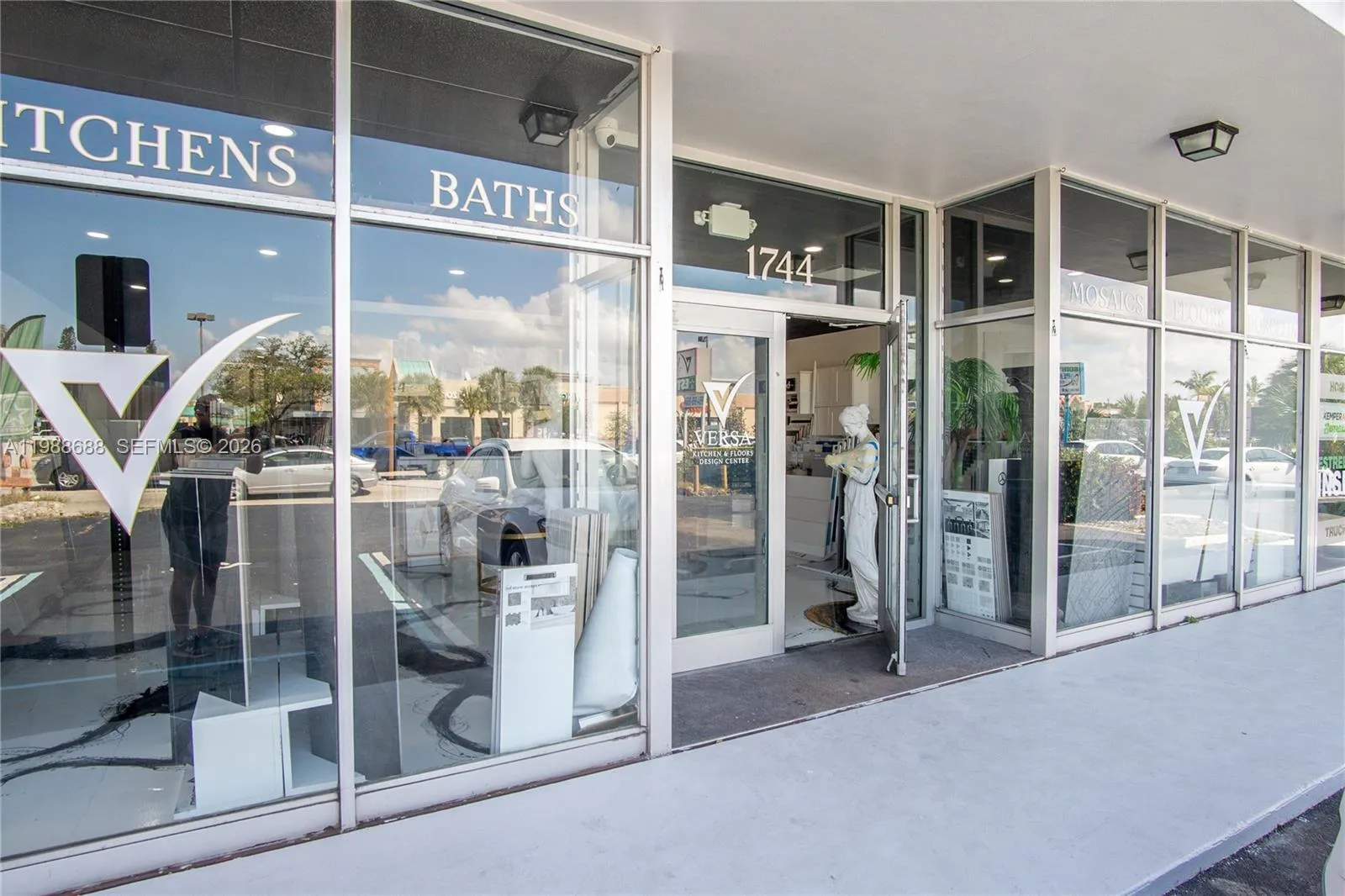 1744 E Commercial Blvd, Fort Lauderdale, Florida 3, Fort Lauderdale, Florida 33334, ,Commercial Sale,For Sale,1744 E Commercial Blvd, Fort Lauderdale, Florida 3,A11988688