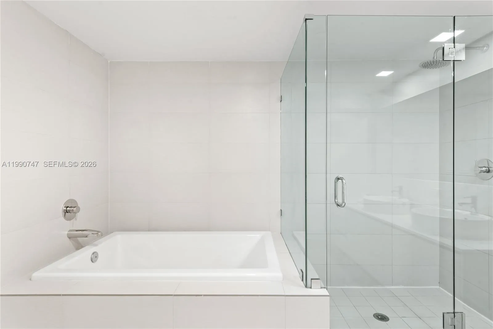2600 E Hallandale Beach Blvd T1001, Hallandale Bea, Hallandale Beach, Florida 33009, 3 Bedrooms Bedrooms, ,3 BathroomsBathrooms,Residential,For Sale,2600 E Hallandale Beach Blvd T1001, Hallandale Bea,A11990747