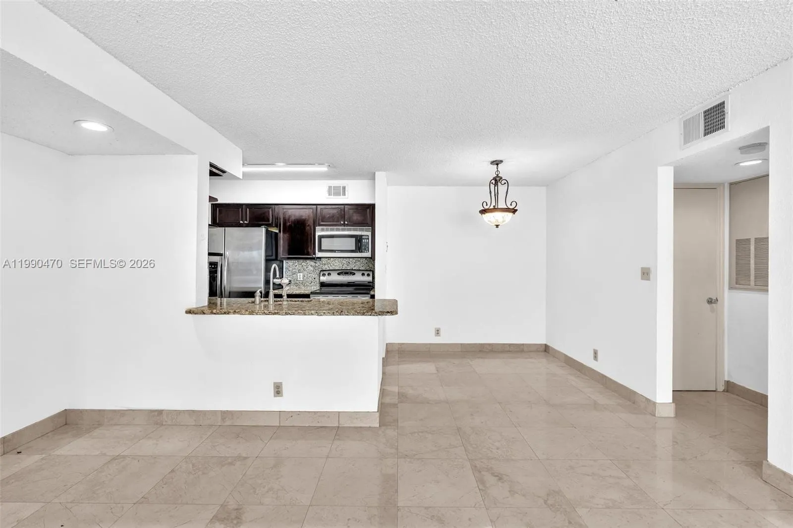 2796 S University Dr 2104, Davie, Florida 33328, Davie, Florida 33328, 1 Bedroom Bedrooms, ,1 BathroomBathrooms,Residential,For Sale,2796 S University Dr 2104, Davie, Florida 33328,A11990470