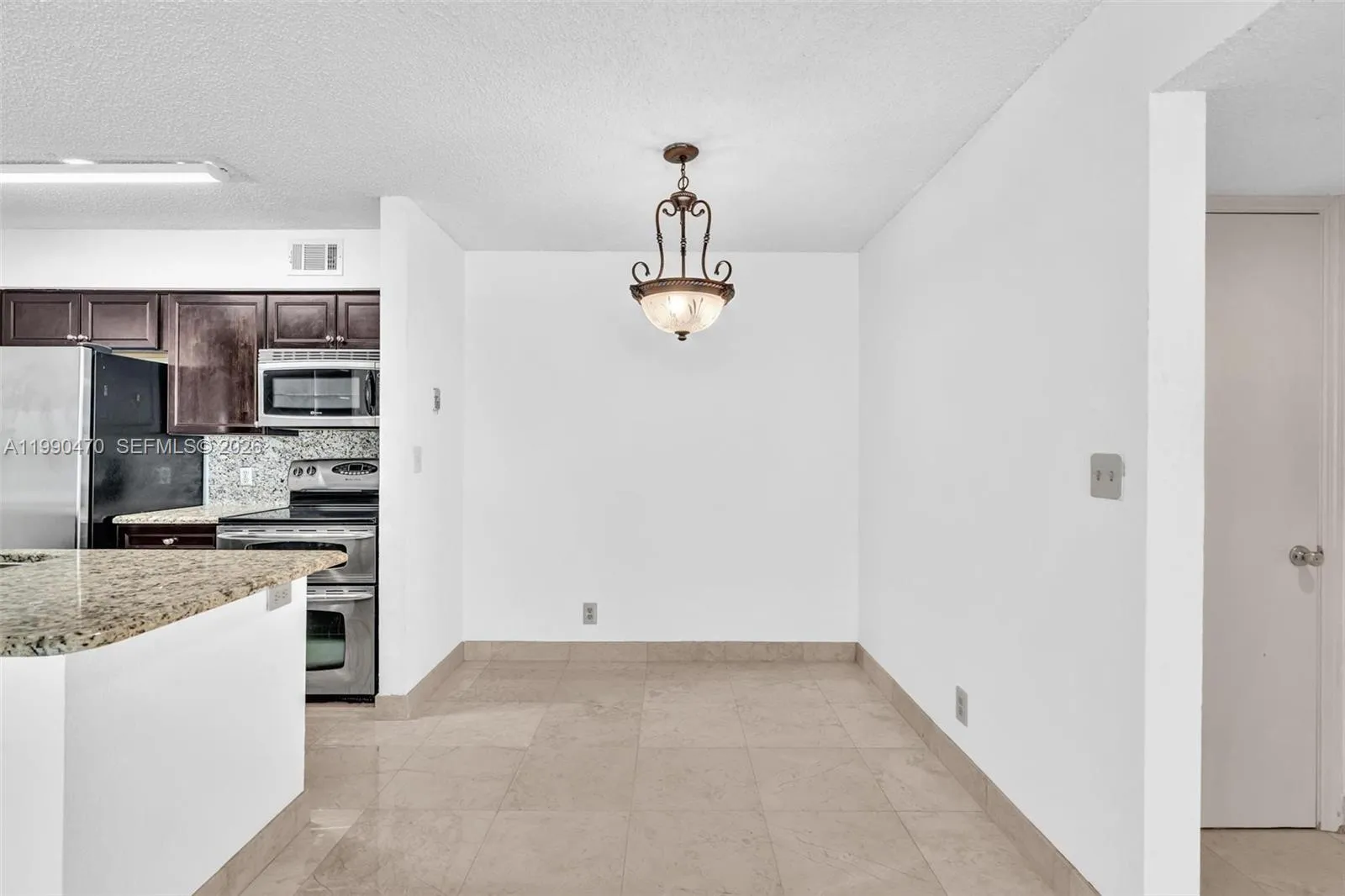 2796 S University Dr 2104, Davie, Florida 33328, Davie, Florida 33328, 1 Bedroom Bedrooms, ,1 BathroomBathrooms,Residential,For Sale,2796 S University Dr 2104, Davie, Florida 33328,A11990470