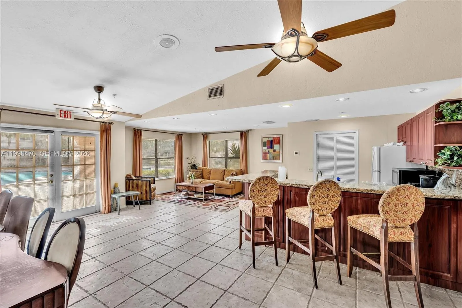 2796 S University Dr 2104, Davie, Florida 33328, Davie, Florida 33328, 1 Bedroom Bedrooms, ,1 BathroomBathrooms,Residential,For Sale,2796 S University Dr 2104, Davie, Florida 33328,A11990470