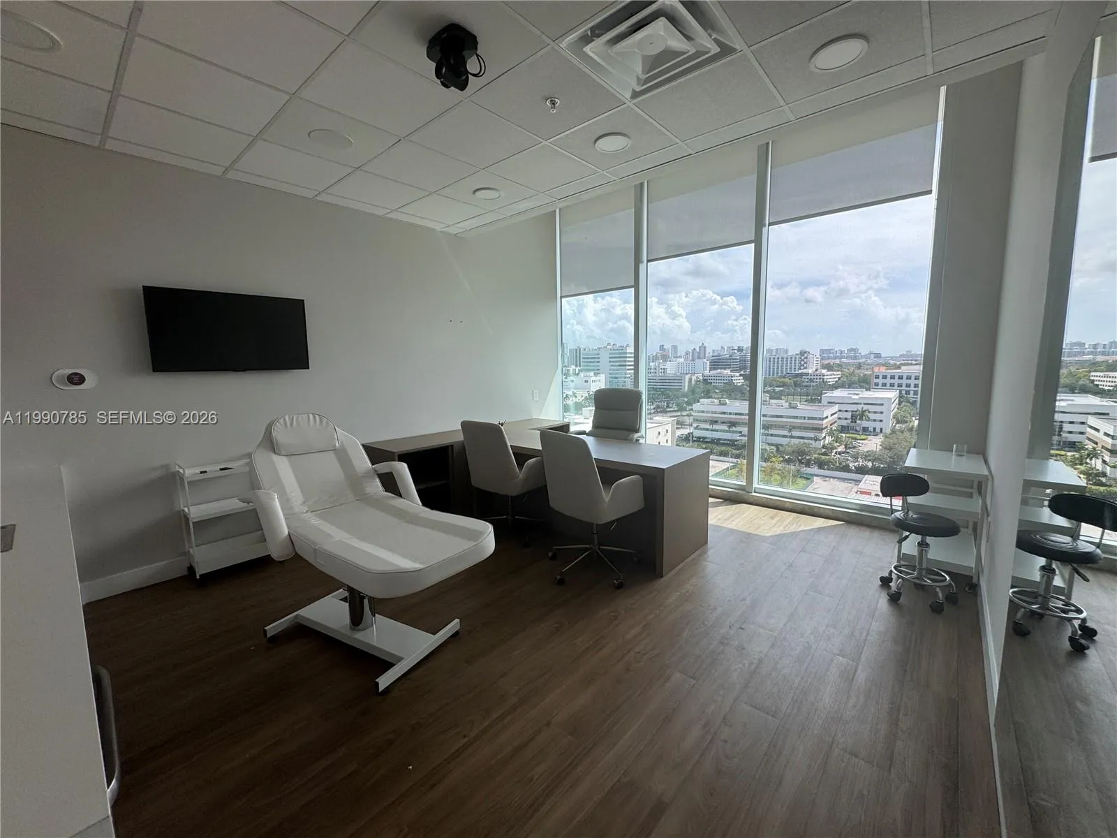 2820 Ne 214th St 1004, Aventura, Florida 33180, Aventura, Florida 33180, ,Commercial Lease,For Rent,2820 Ne 214th St 1004, Aventura, Florida 33180,A11990785