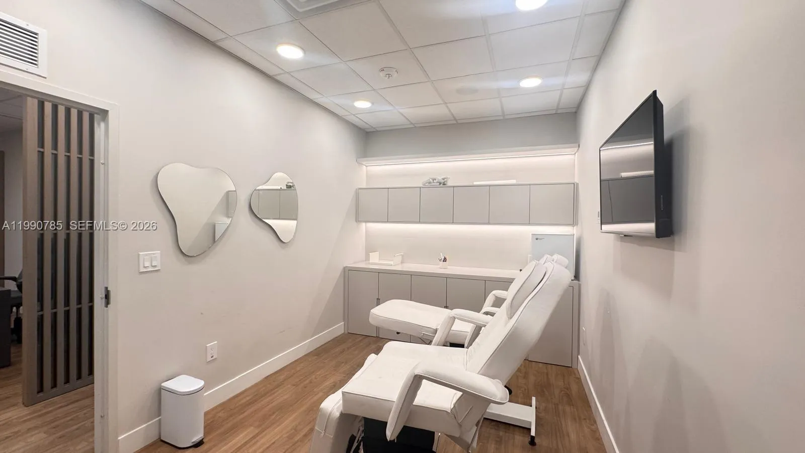 2820 Ne 214th St 1004, Aventura, Florida 33180, Aventura, Florida 33180, ,Commercial Lease,For Rent,2820 Ne 214th St 1004, Aventura, Florida 33180,A11990785