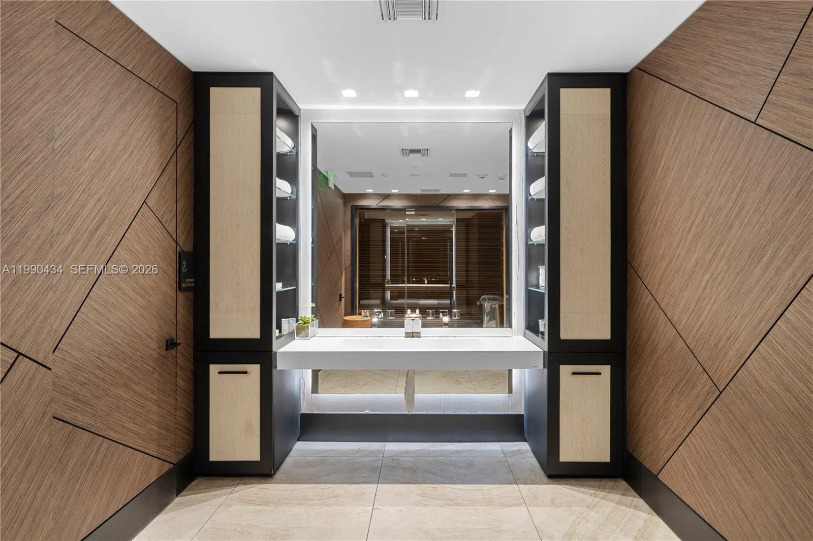 17141 Collins Ave 1801, Sunny Isles Beach, Florida, Sunny Isles Beach, Florida 33160, 3 Bedrooms Bedrooms, ,3 BathroomsBathrooms,Residential,For Sale,17141 Collins Ave 1801, Sunny Isles Beach, Florida,A11990434