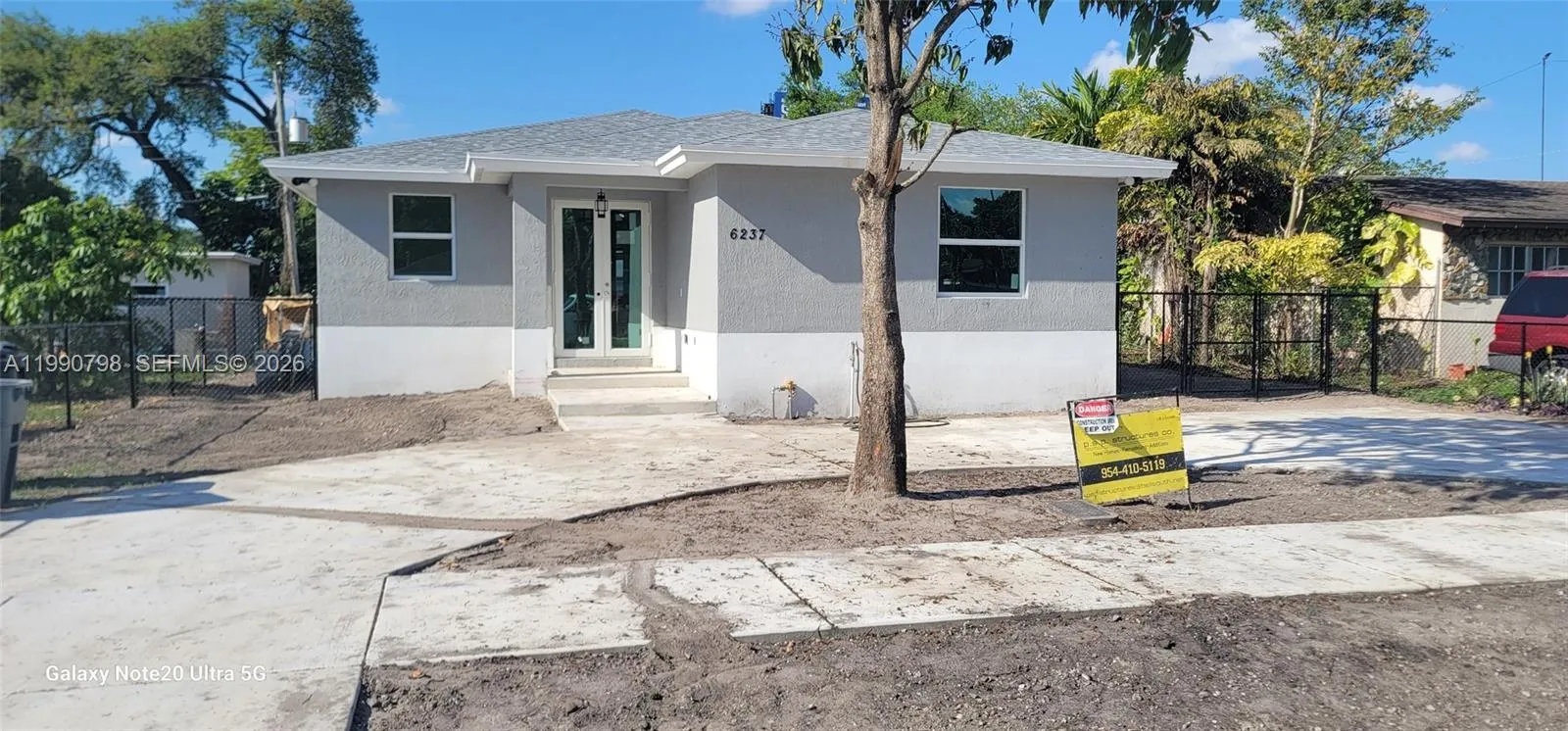 6237 Lincoln St, Hollywood, Florida 33024, Hollywood, Florida 33024, 4 Bedrooms Bedrooms, ,3 BathroomsBathrooms,Residential,For Sale,6237 Lincoln St, Hollywood, Florida 33024,A11990798