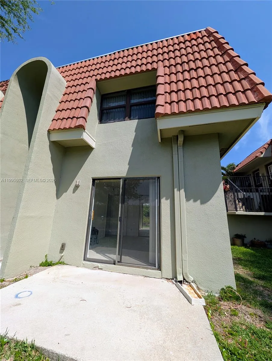 11394 Royal Palm Blvd 11394, Coral Springs, Florid, Coral Springs, Florida 33065, 2 Bedrooms Bedrooms, ,1 BathroomBathrooms,Residential Lease,For Rent,11394 Royal Palm Blvd 11394, Coral Springs, Florid,A11990802