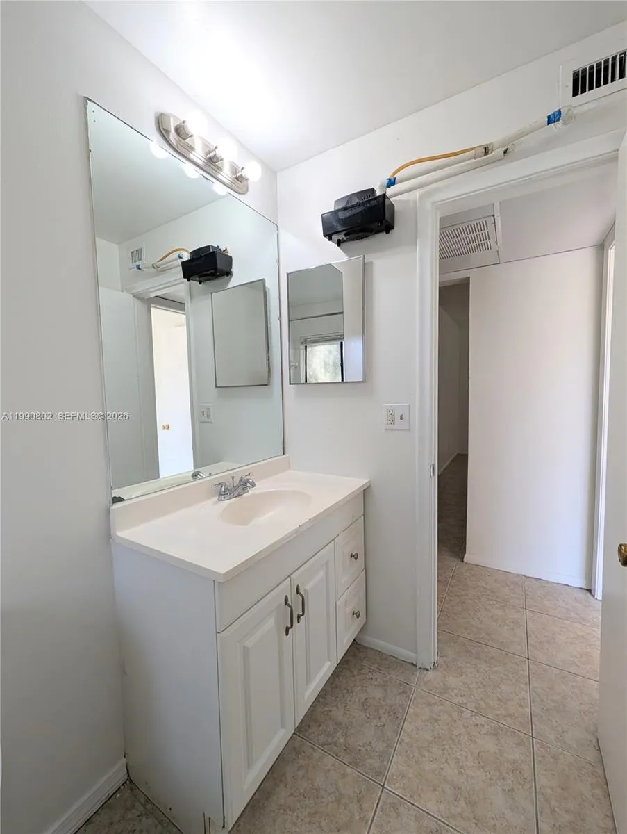 11394 Royal Palm Blvd 11394, Coral Springs, Florid, Coral Springs, Florida 33065, 2 Bedrooms Bedrooms, ,1 BathroomBathrooms,Residential Lease,For Rent,11394 Royal Palm Blvd 11394, Coral Springs, Florid,A11990802