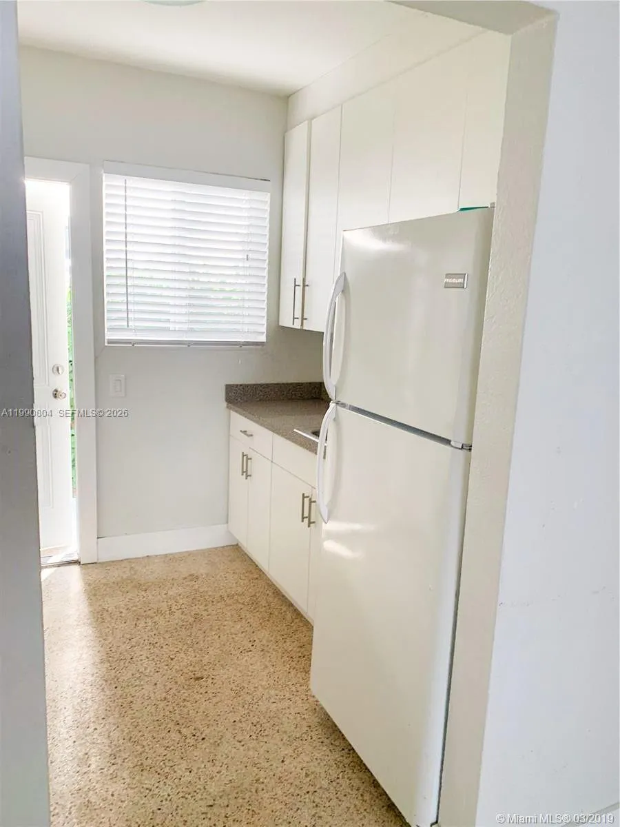 805 81st St 2, Miami Beach, Florida 33141, Miami Beach, Florida 33141, 1 Bedroom Bedrooms, ,1 BathroomBathrooms,Residential Lease,For Rent,805 81st St 2, Miami Beach, Florida 33141,A11990804