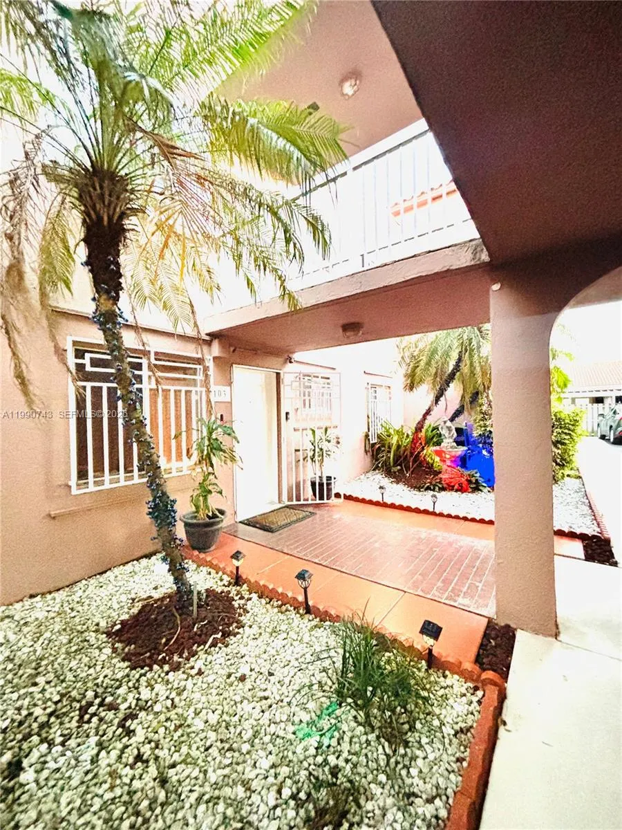 2310 W 74th St 103, Hialeah, Florida 33016, Hialeah, Florida 33016, 2 Bedrooms Bedrooms, ,2 BathroomsBathrooms,Residential,For Sale,2310 W 74th St 103, Hialeah, Florida 33016,A11990743