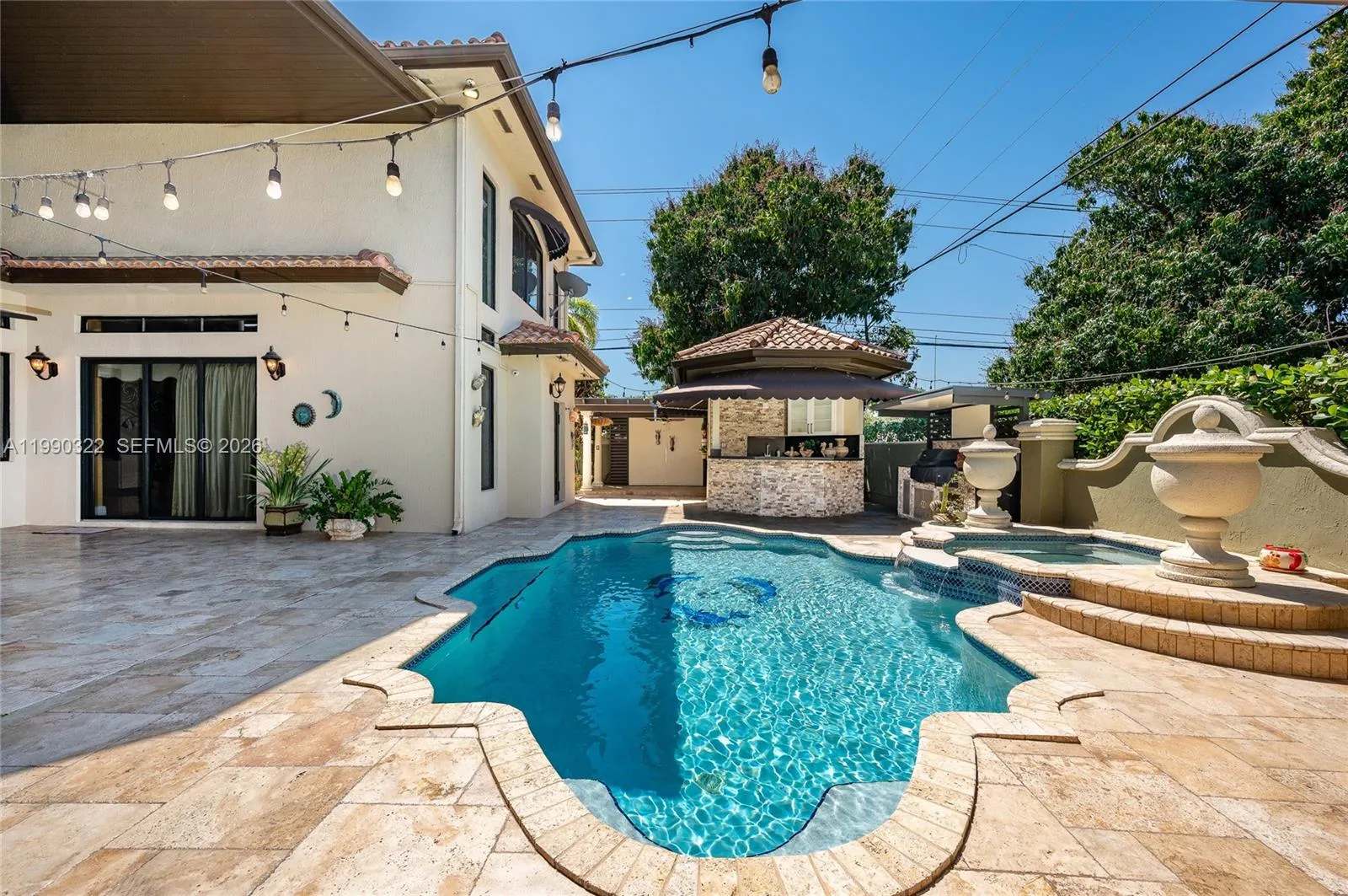 588 Miller Dr, Miami Springs, Florida 33166, Miami Springs, Florida 33166, 5 Bedrooms Bedrooms, ,4 BathroomsBathrooms,Residential,For Sale,588 Miller Dr, Miami Springs, Florida 33166,A11990322