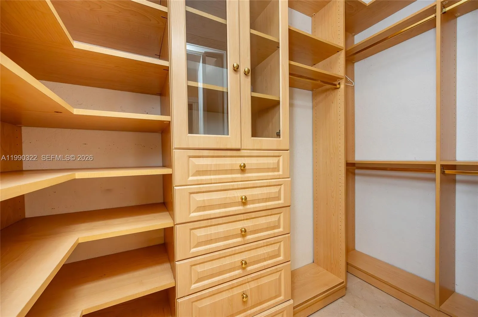 588 Miller Dr, Miami Springs, Florida 33166, Miami Springs, Florida 33166, 5 Bedrooms Bedrooms, ,4 BathroomsBathrooms,Residential,For Sale,588 Miller Dr, Miami Springs, Florida 33166,A11990322