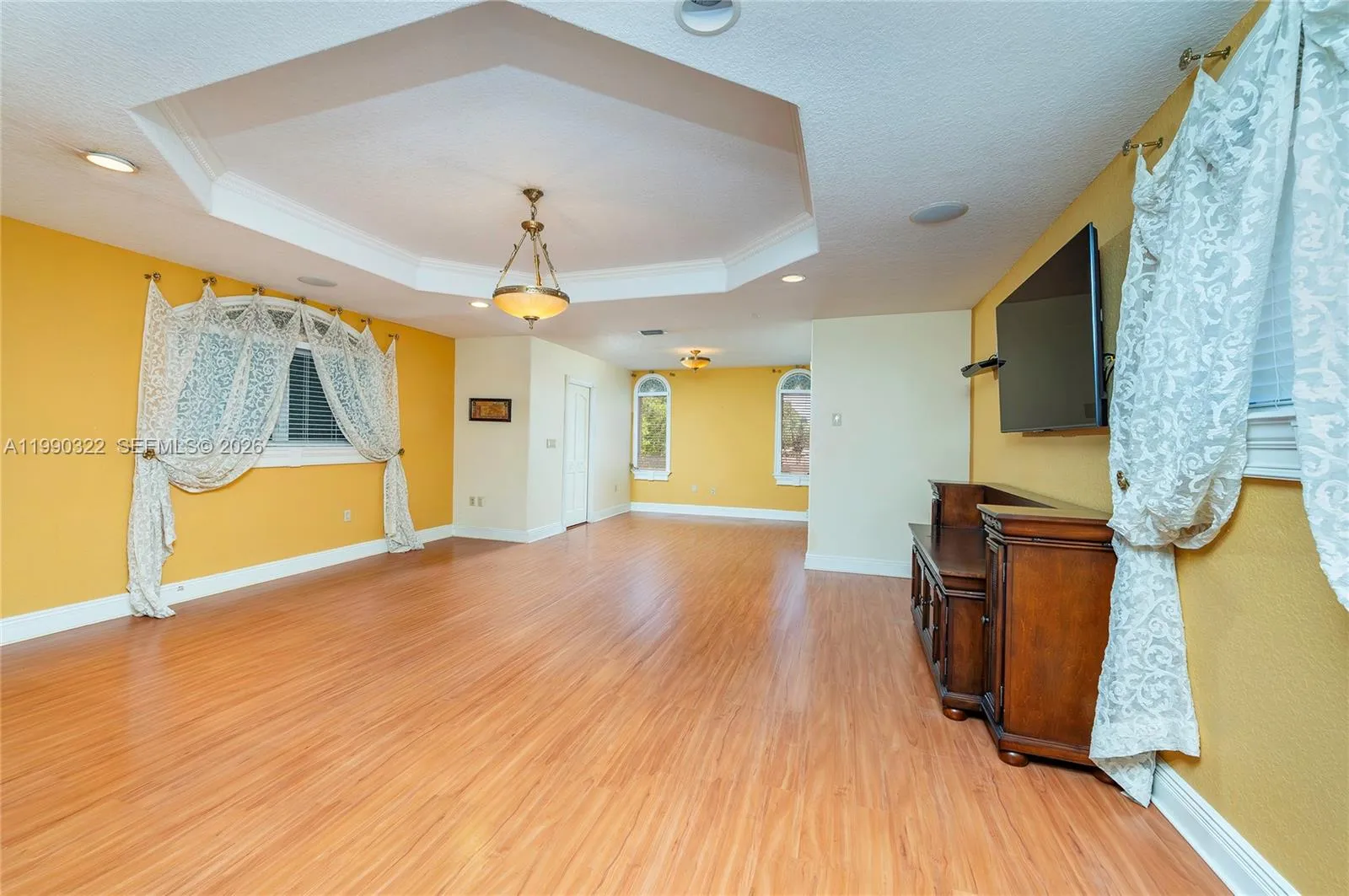 588 Miller Dr, Miami Springs, Florida 33166, Miami Springs, Florida 33166, 5 Bedrooms Bedrooms, ,4 BathroomsBathrooms,Residential,For Sale,588 Miller Dr, Miami Springs, Florida 33166,A11990322