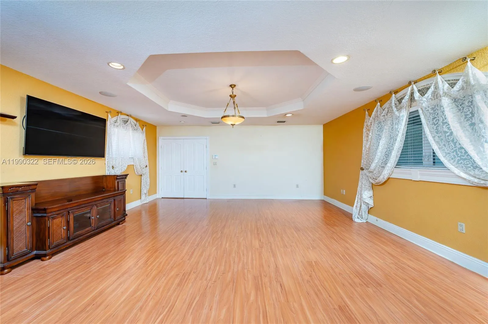588 Miller Dr, Miami Springs, Florida 33166, Miami Springs, Florida 33166, 5 Bedrooms Bedrooms, ,4 BathroomsBathrooms,Residential,For Sale,588 Miller Dr, Miami Springs, Florida 33166,A11990322