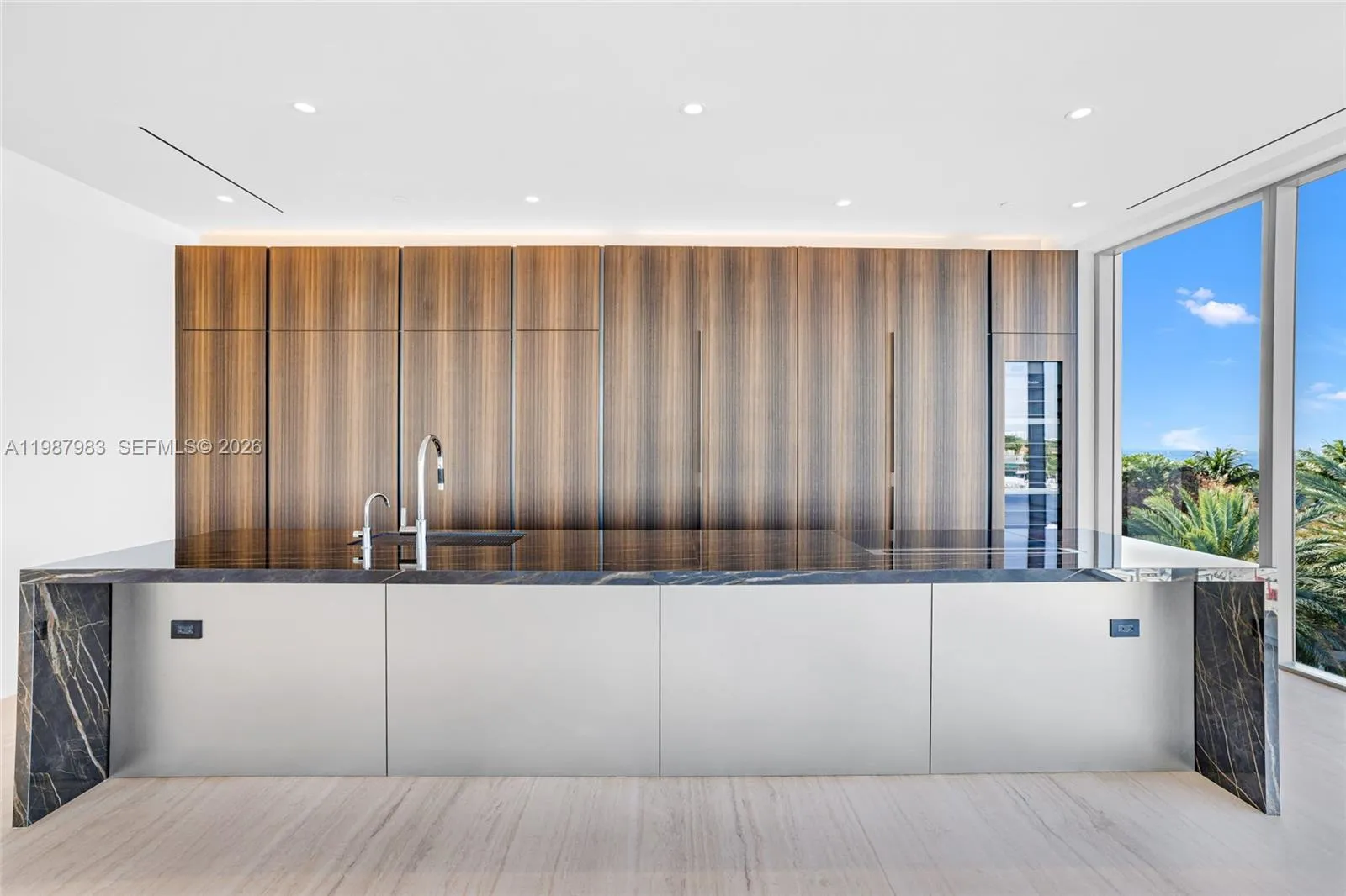 5 Grove Isle Dr S 504, Coconut Grove, Florida 3313, Coconut Grove, Florida 33133, 4 Bedrooms Bedrooms, ,4 BathroomsBathrooms,Residential,For Sale,5 Grove Isle Dr S 504, Coconut Grove, Florida 3313,A11987983