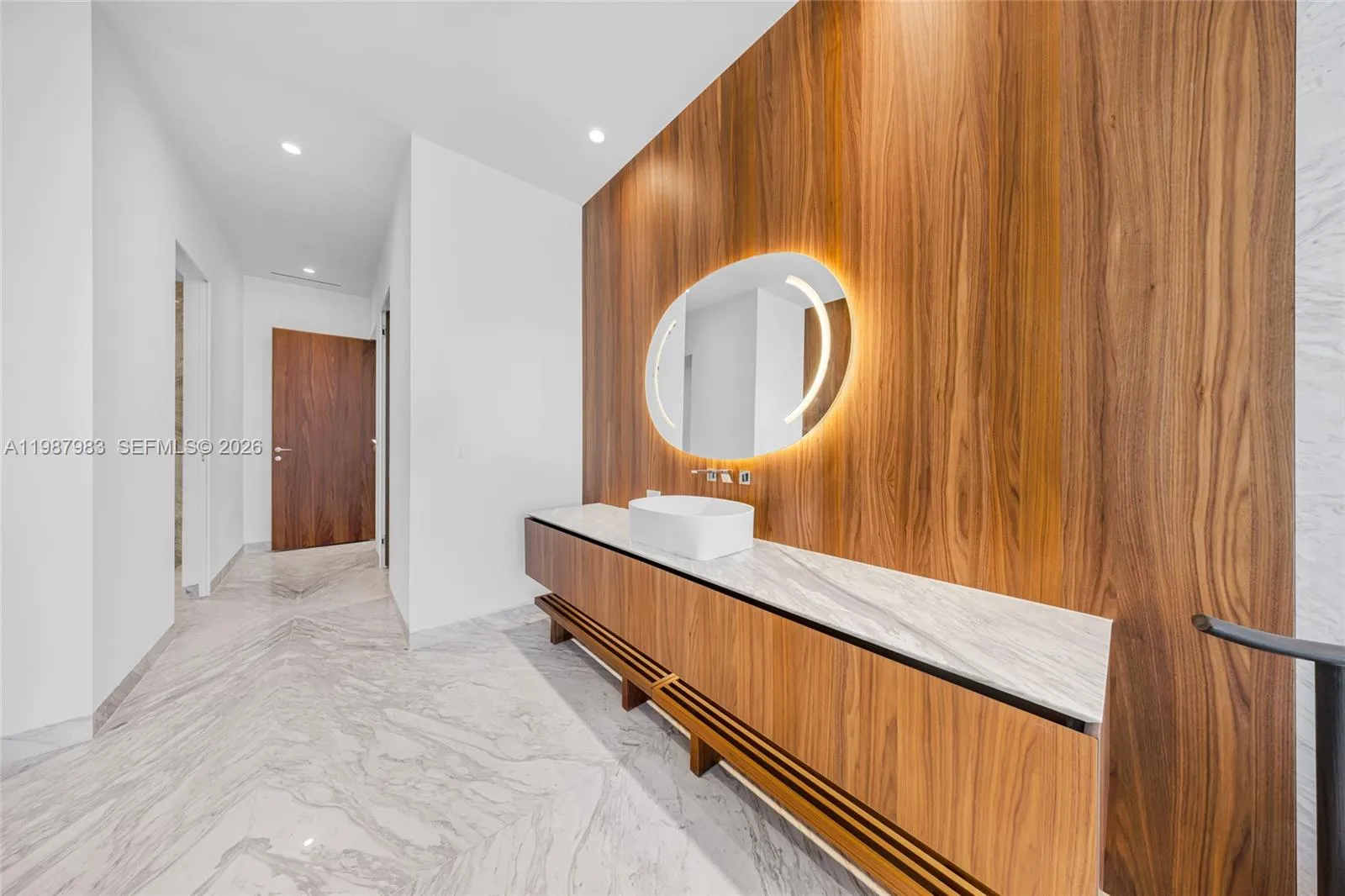 5 Grove Isle Dr S 504, Coconut Grove, Florida 3313, Coconut Grove, Florida 33133, 4 Bedrooms Bedrooms, ,4 BathroomsBathrooms,Residential,For Sale,5 Grove Isle Dr S 504, Coconut Grove, Florida 3313,A11987983