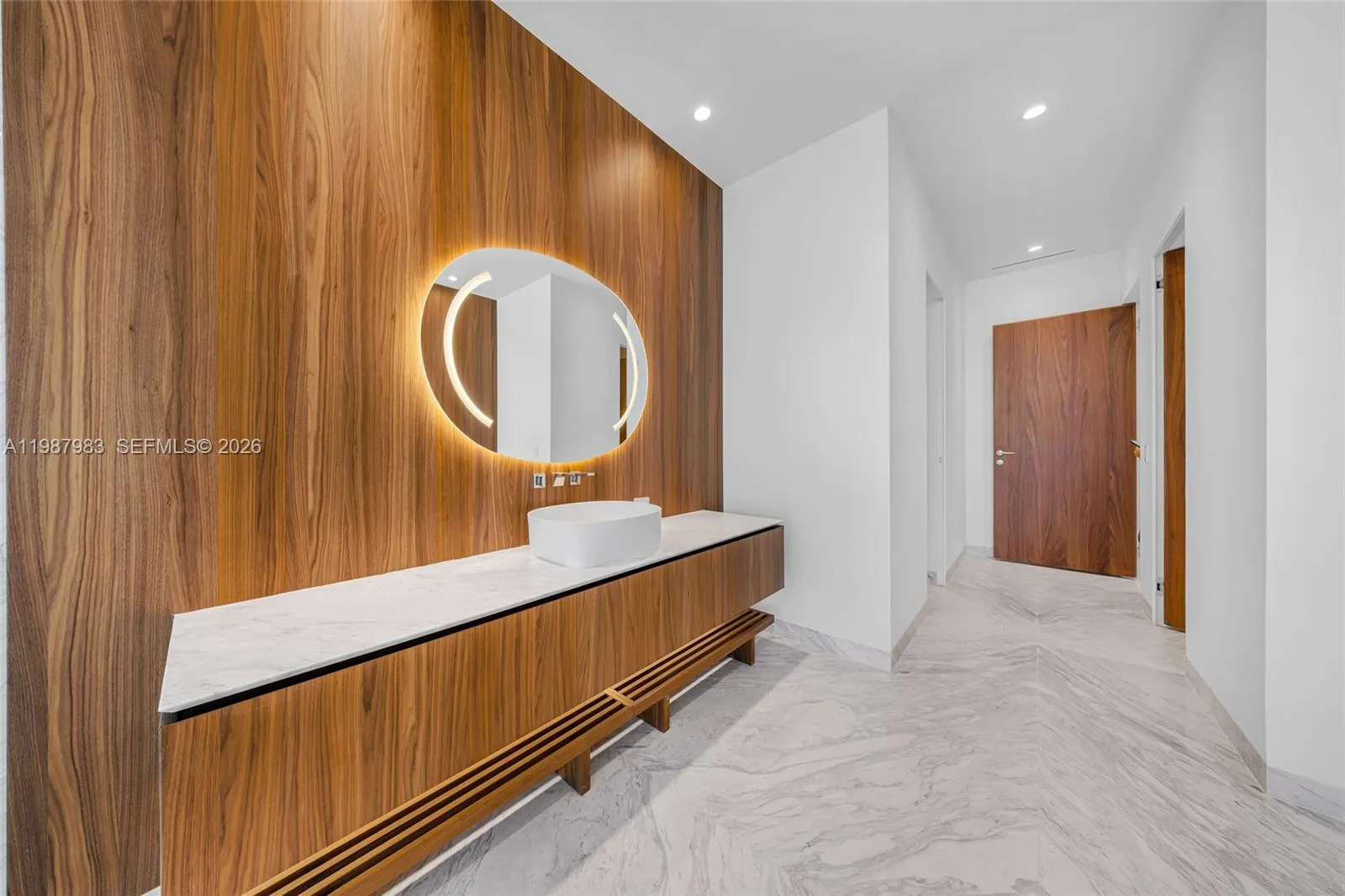 5 Grove Isle Dr S 504, Coconut Grove, Florida 3313, Coconut Grove, Florida 33133, 4 Bedrooms Bedrooms, ,4 BathroomsBathrooms,Residential,For Sale,5 Grove Isle Dr S 504, Coconut Grove, Florida 3313,A11987983