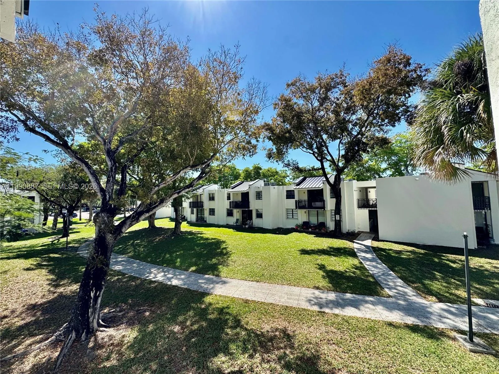 3610 Sw 114th Ave 4-202, Miami, Florida 33165, Miami, Florida 33165, 2 Bedrooms Bedrooms, ,2 BathroomsBathrooms,Residential Lease,For Rent,3610 Sw 114th Ave 4-202, Miami, Florida 33165,A11990887