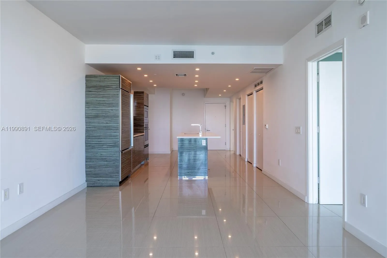 460 Ne 28th St 707, Miami, Florida 33137, Miami, Florida 33137, 2 Bedrooms Bedrooms, ,2 BathroomsBathrooms,Residential Lease,For Rent,460 Ne 28th St 707, Miami, Florida 33137,A11990891