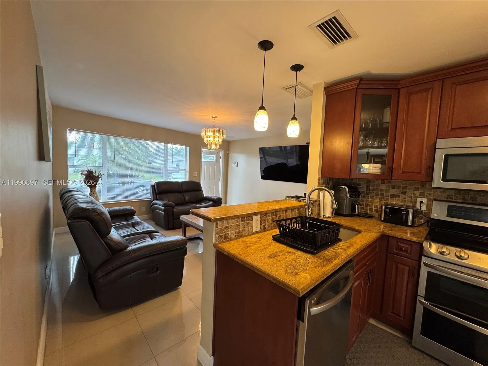 1460 Ne 30th Ct, Pompano Beach, Florida 33064, Pompano Beach, Florida 33064, 3 Bedrooms Bedrooms, ,2 BathroomsBathrooms,Residential,For Sale,1460 Ne 30th Ct, Pompano Beach, Florida 33064,A11990897