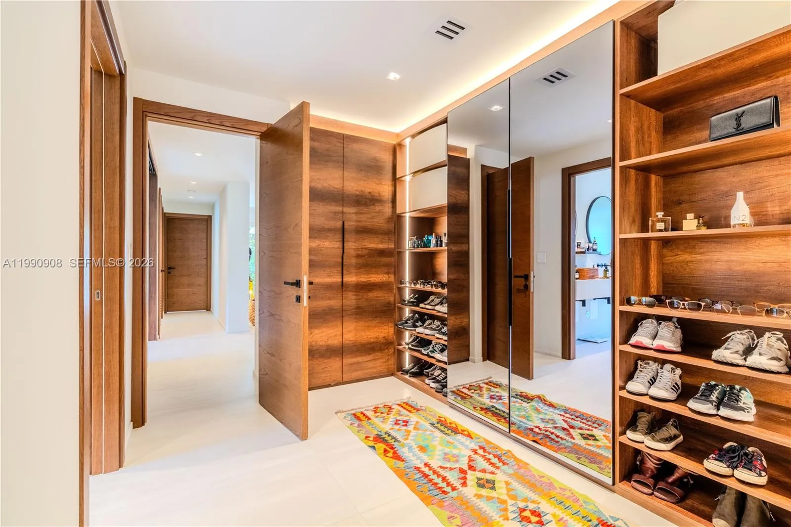 11450 N Bayshore Dr, North Miami, Florida 33181, North Miami, Florida 33181, 3 Bedrooms Bedrooms, ,2 BathroomsBathrooms,Residential,For Sale,11450 N Bayshore Dr, North Miami, Florida 33181,A11990908