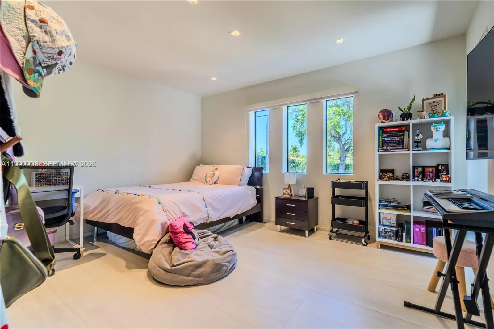 11450 N Bayshore Dr, North Miami, Florida 33181, North Miami, Florida 33181, 3 Bedrooms Bedrooms, ,2 BathroomsBathrooms,Residential,For Sale,11450 N Bayshore Dr, North Miami, Florida 33181,A11990908